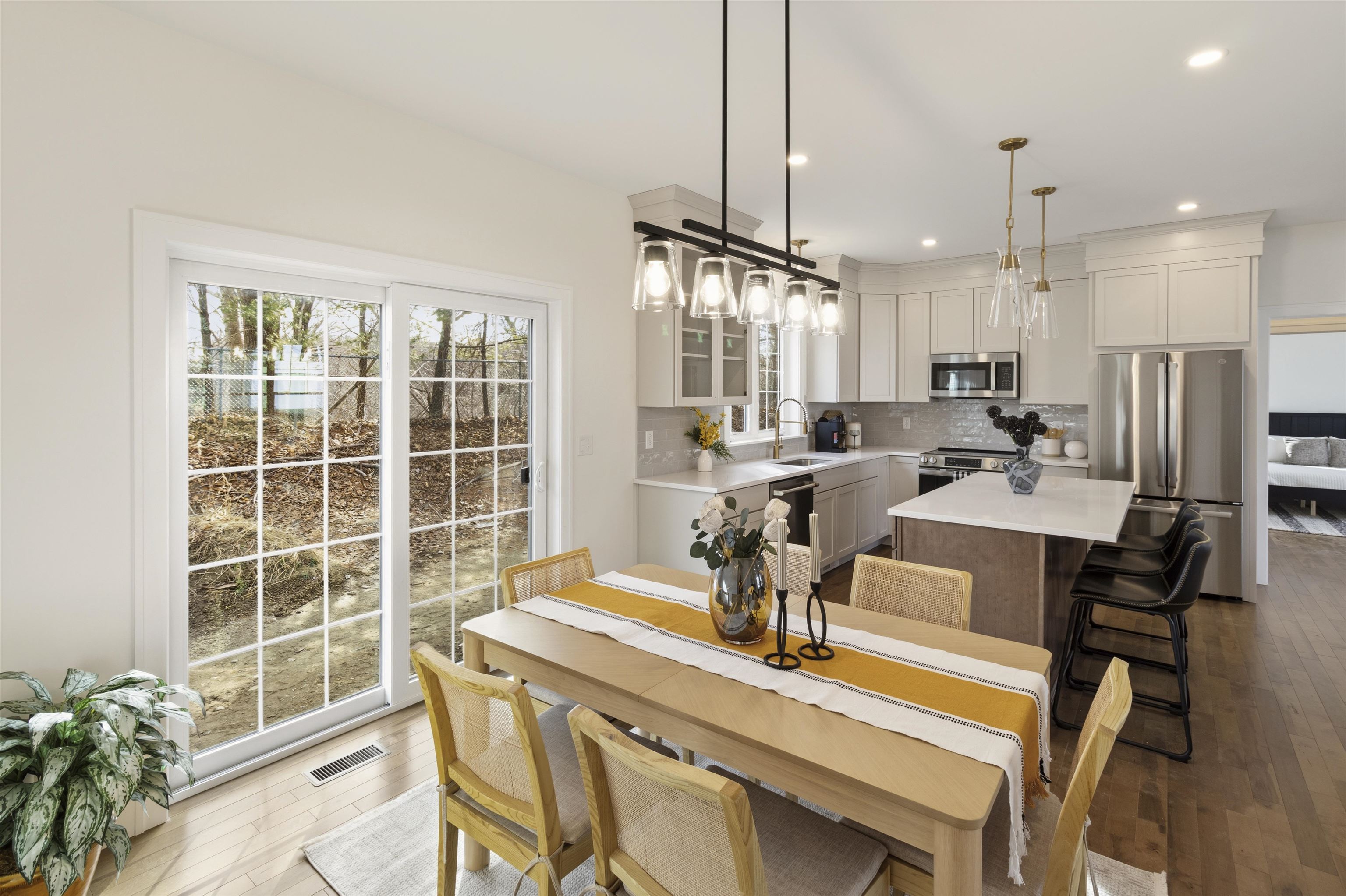 23 Shearwater Dr, Portsmouth, NH 03801