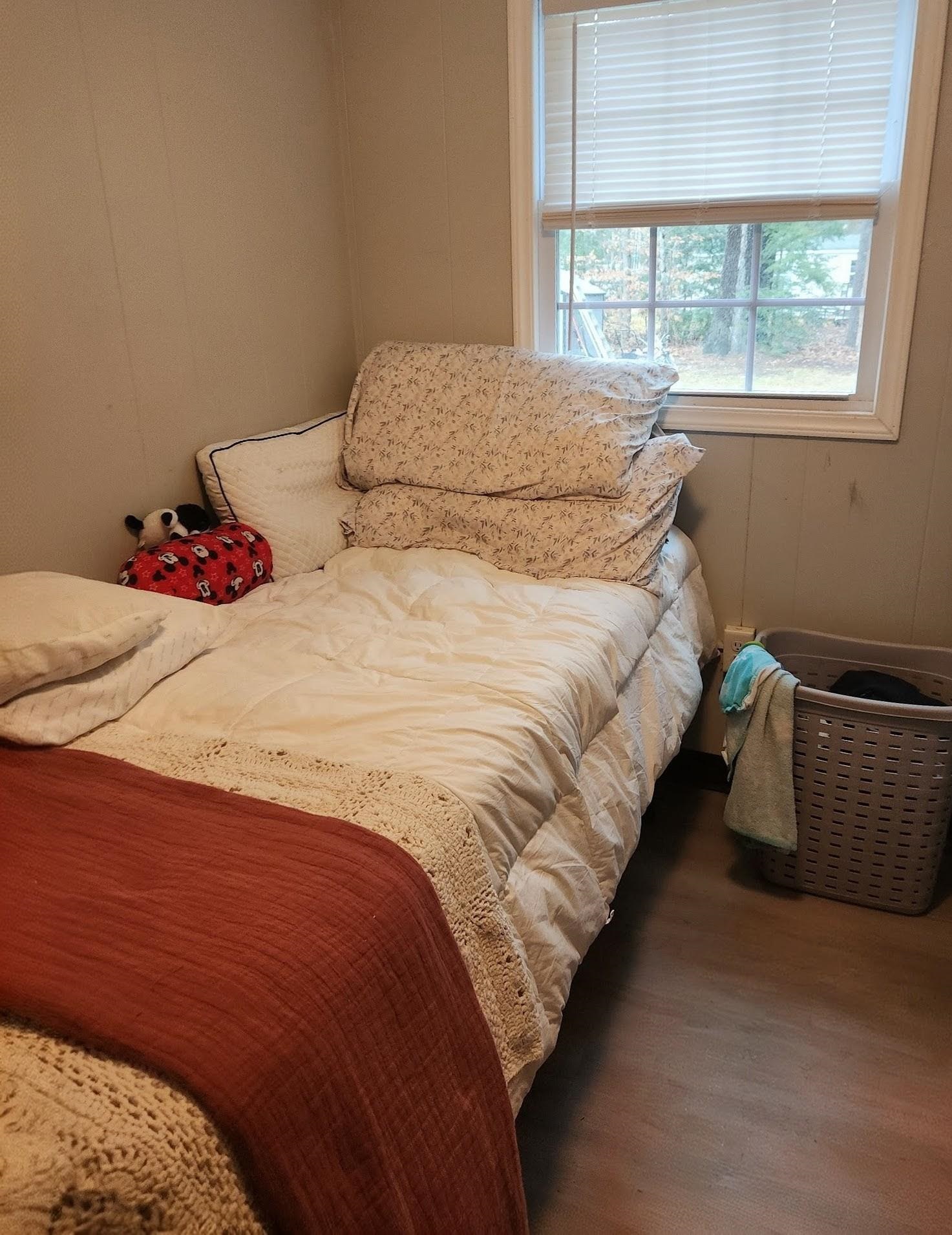 45 Keyes Farm Rd, Deering, NH 03244