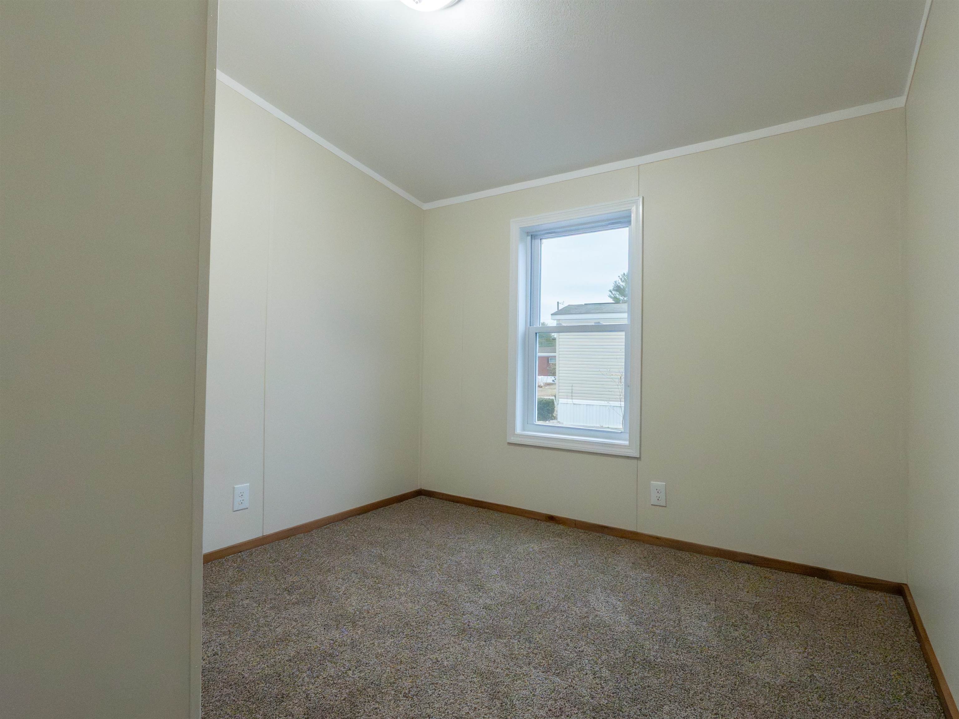 18 Springbrook St, Hinsdale, NH 03451