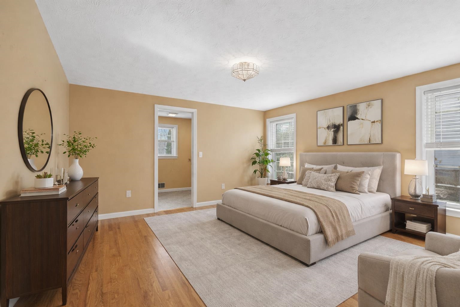 250 Pasture Dr, Manchester, NH 03102