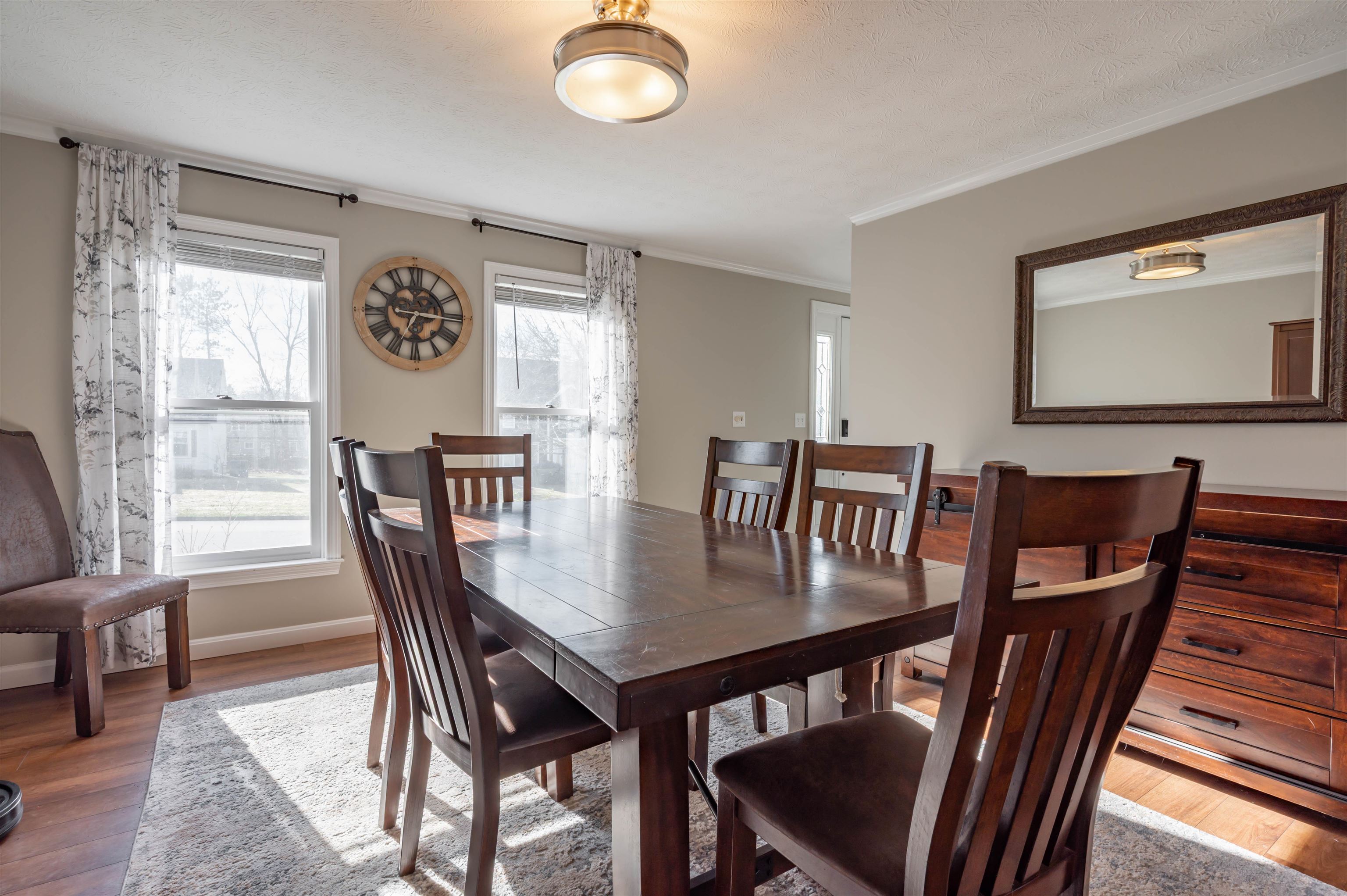 4 Chelsea Ct, Nashua, NH 03062