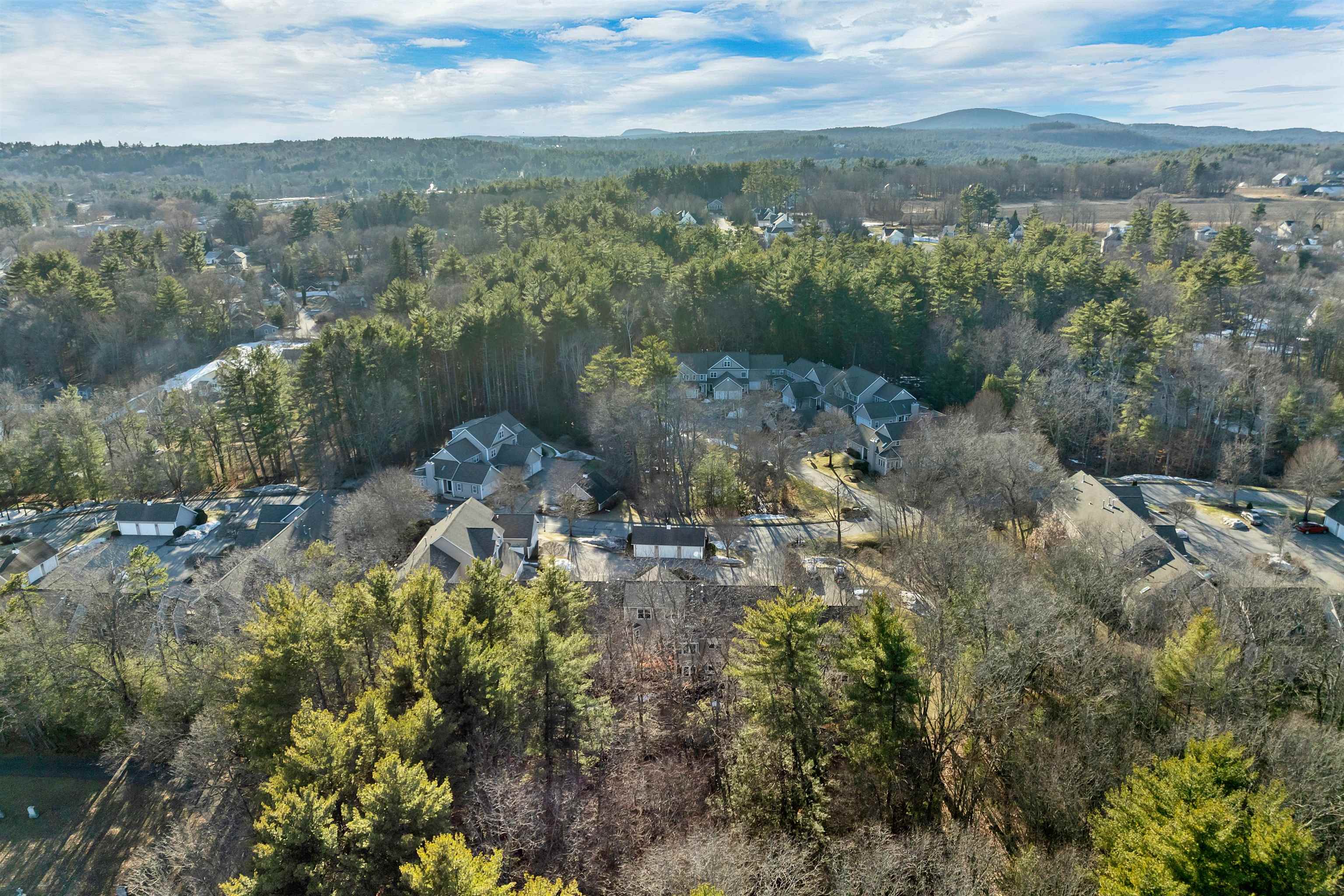 Homes for sale in Bedford, NH | 19 Summer Snow Ln, Bedford, NH 03110 | MLS# 5080076