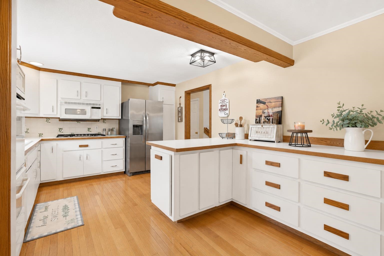 Lots of Cabinets
