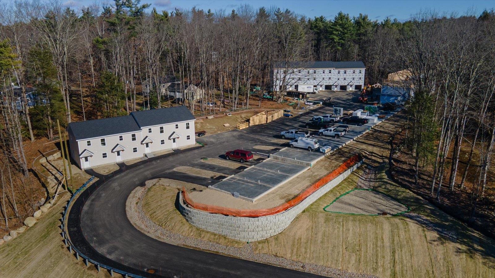 27 Lucy Ln, Peterborough, NH 03458