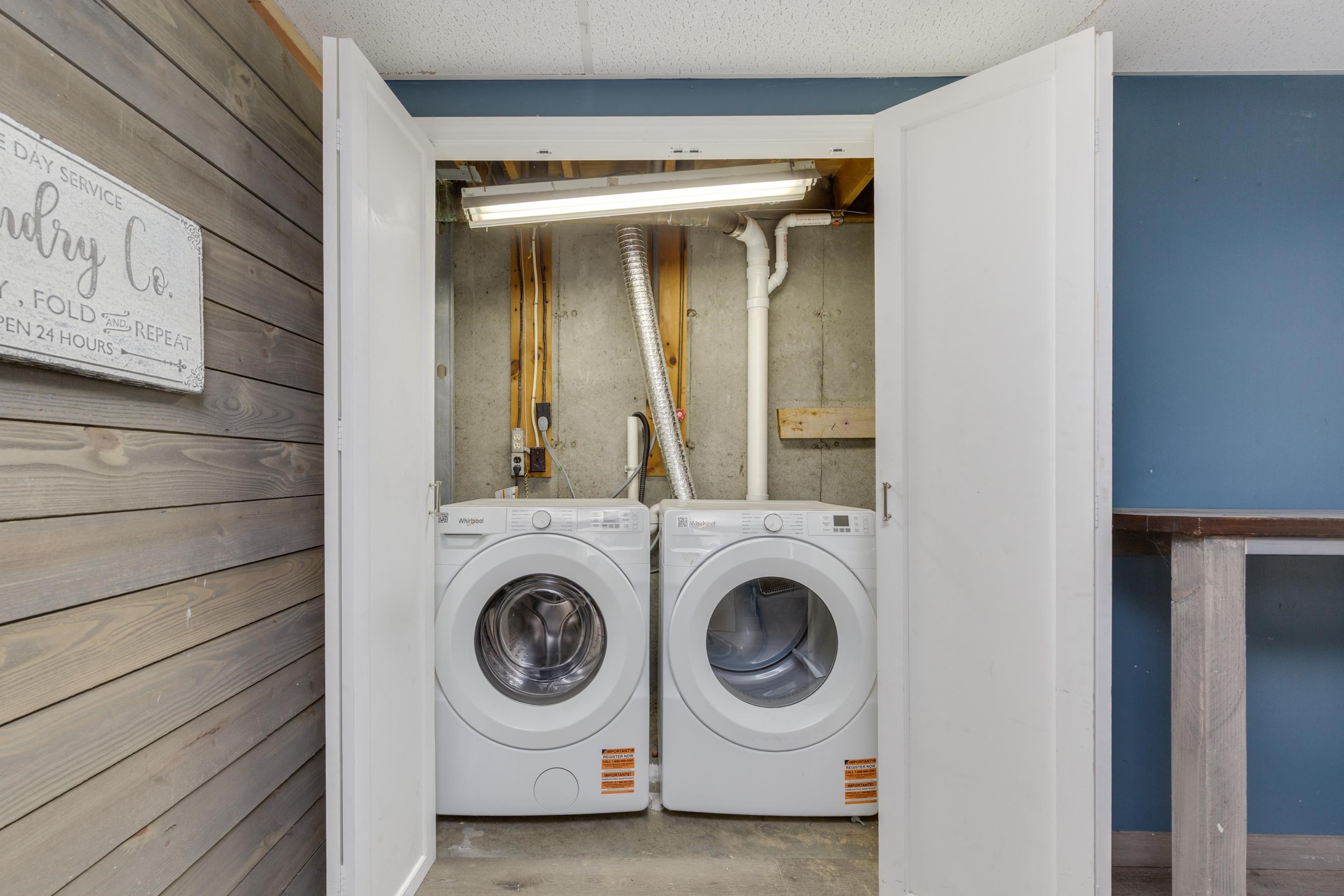 46 Stark Ln, Litchfield, NH 03052