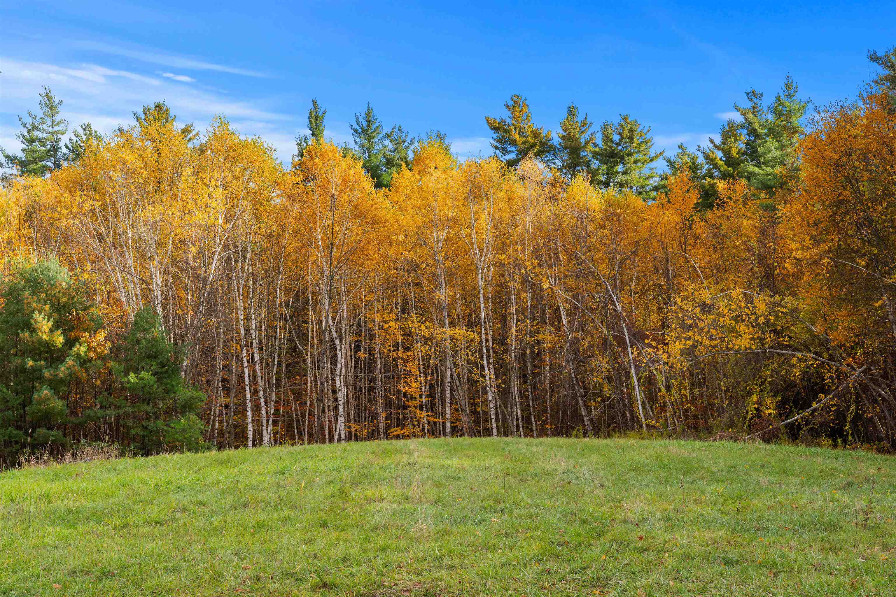 8a Stonegate Farm Rd, Temple, NH 03084