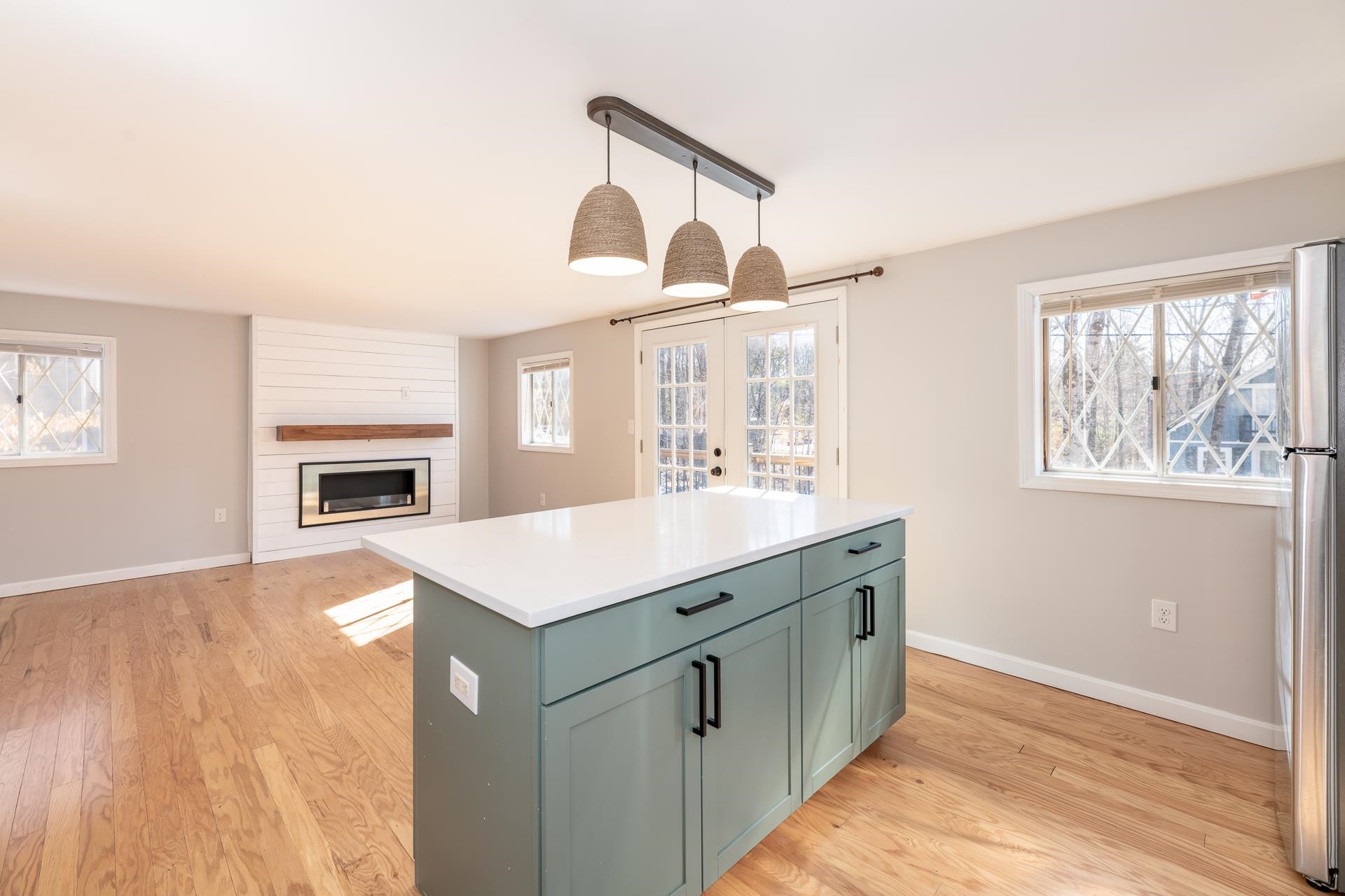 50 Mountain View Dr, Moultonborough, NH 03254