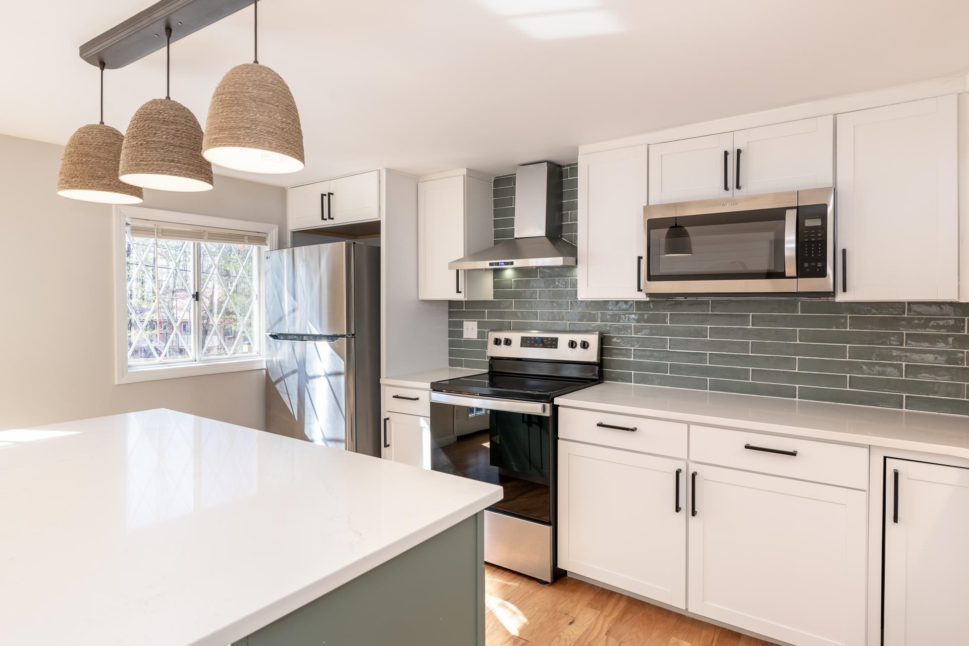 50 Mountain View Dr, Moultonborough, NH 03254