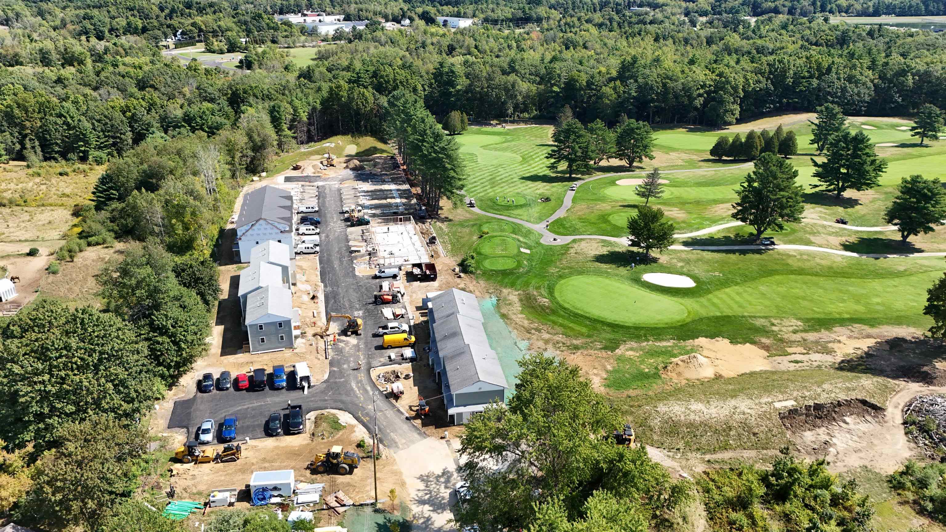 13 Birdie Grv, Rochester, NH 03839