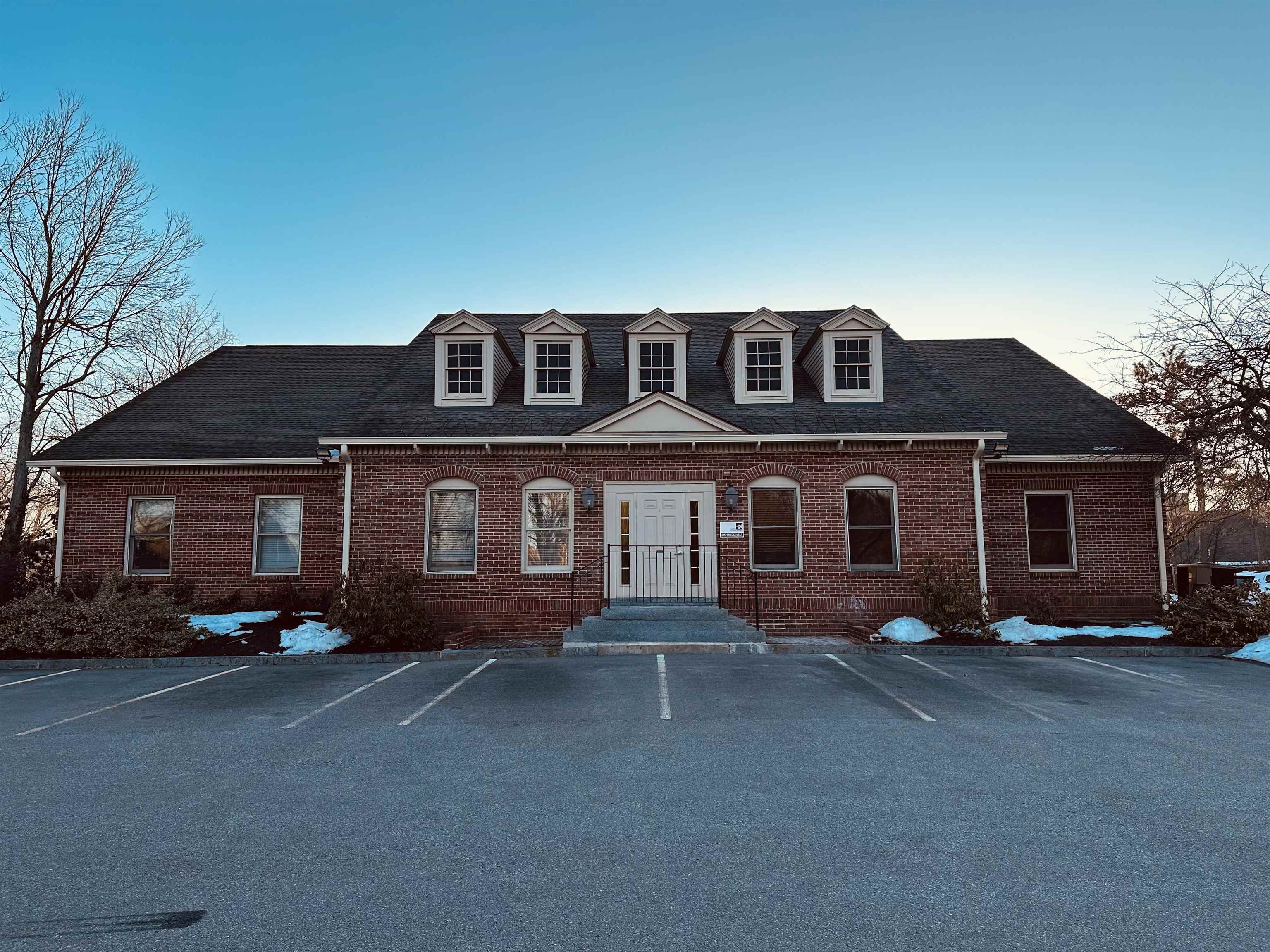 116 South River Rd, Bedford, NH 03110