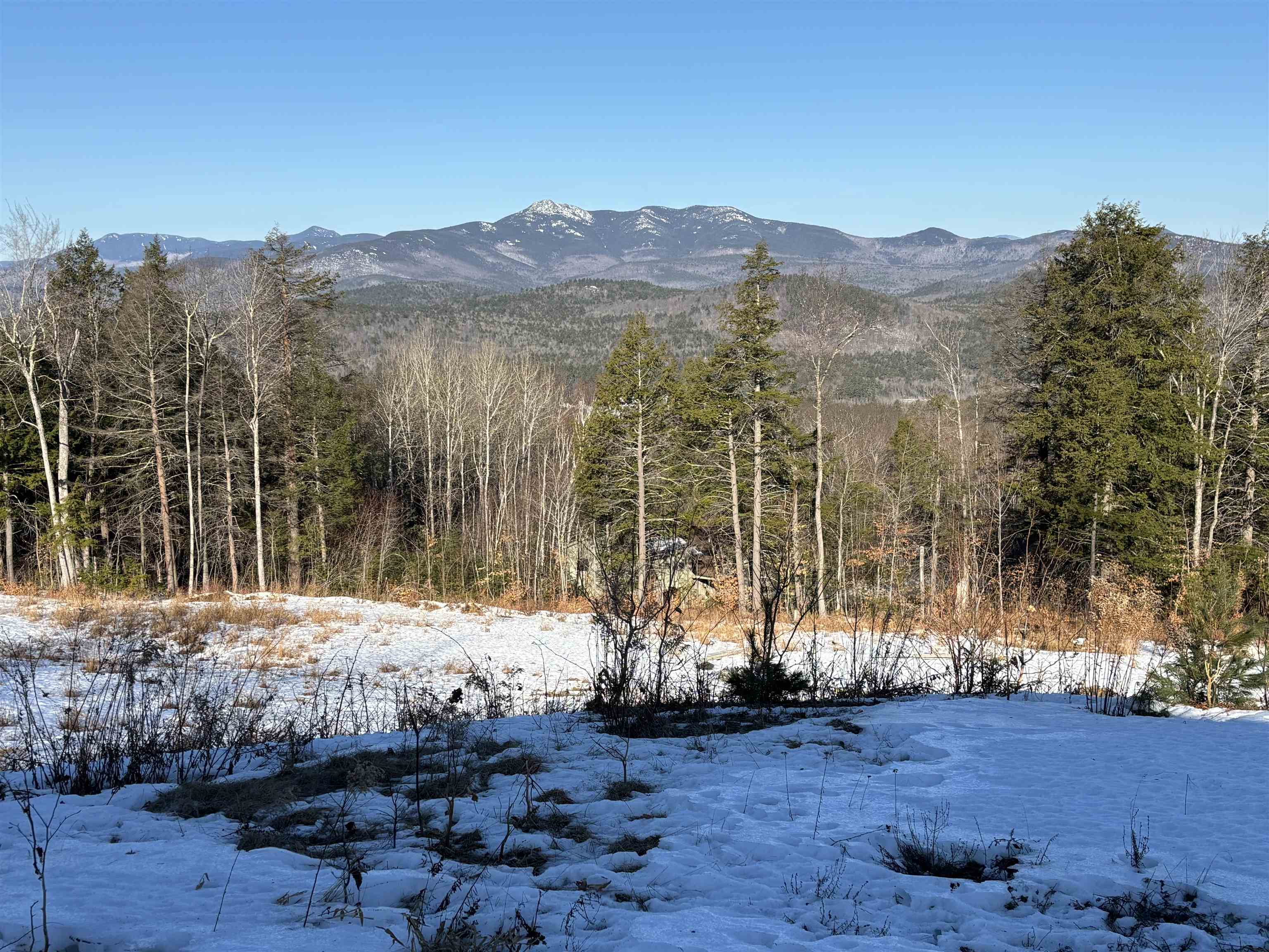 84 Cormack Dr, Madison, NH 03849