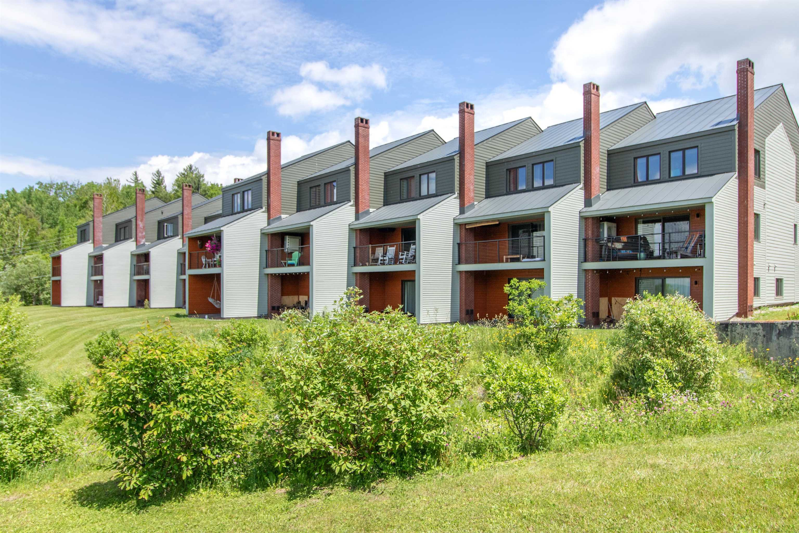 107 Mountainbrook Road Unit: Unit #15