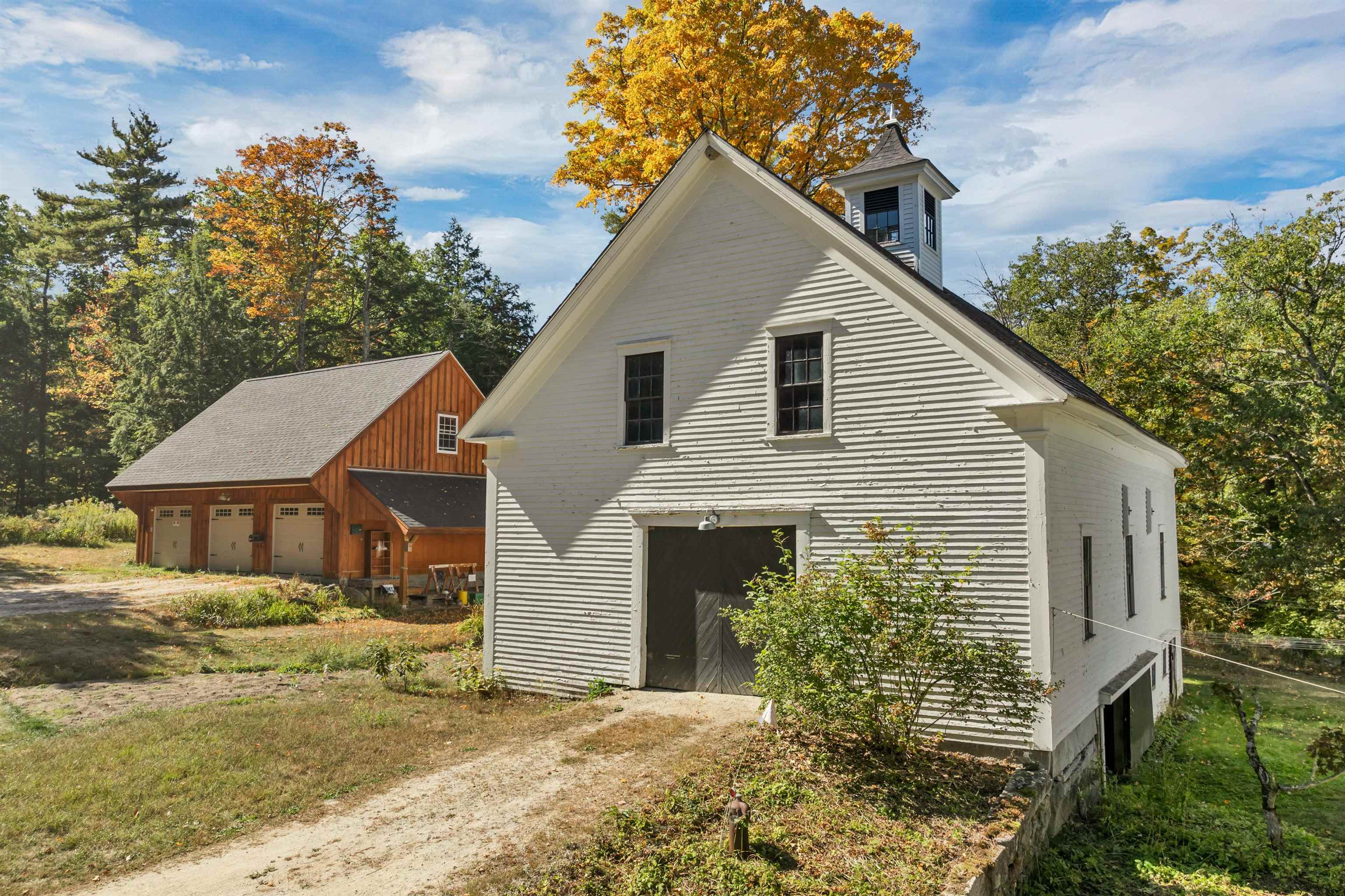 829 Bearcamp Hwy & 10 Mountain Rd, Tamworth, NH 03883