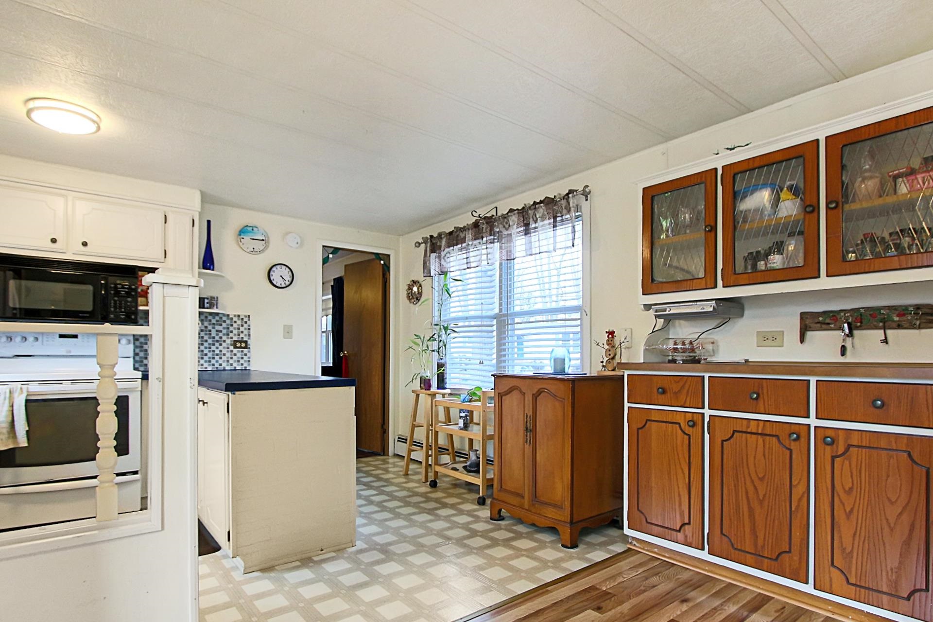 71 Cynthia Cir, Seabrook, NH 03874