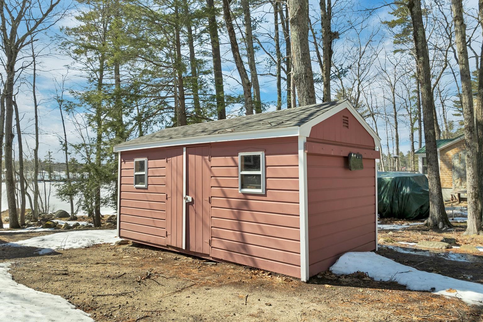 44 Shore Dr, Middleton, NH 03887