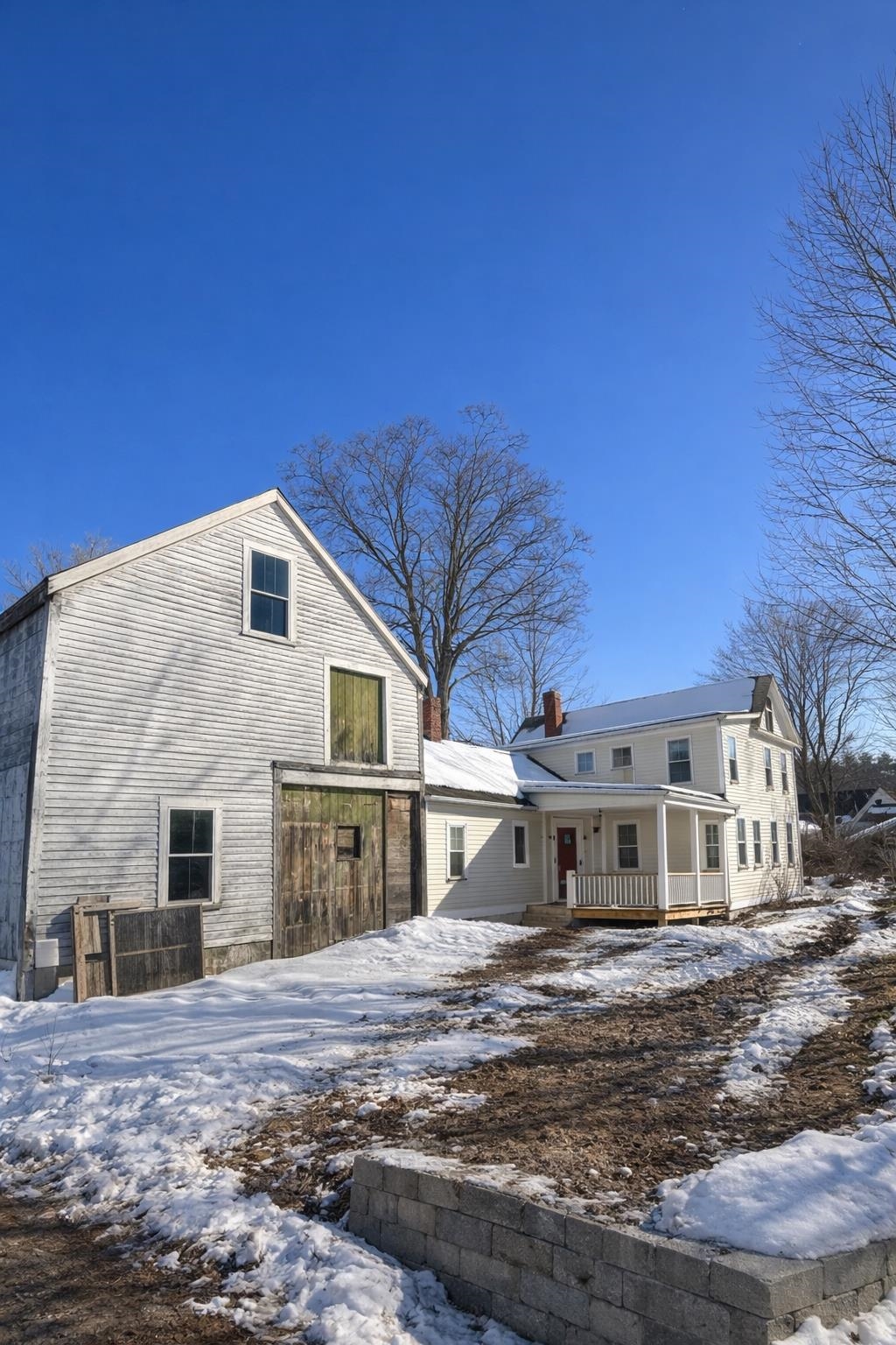 31 Franklin St, Milford, NH 03055