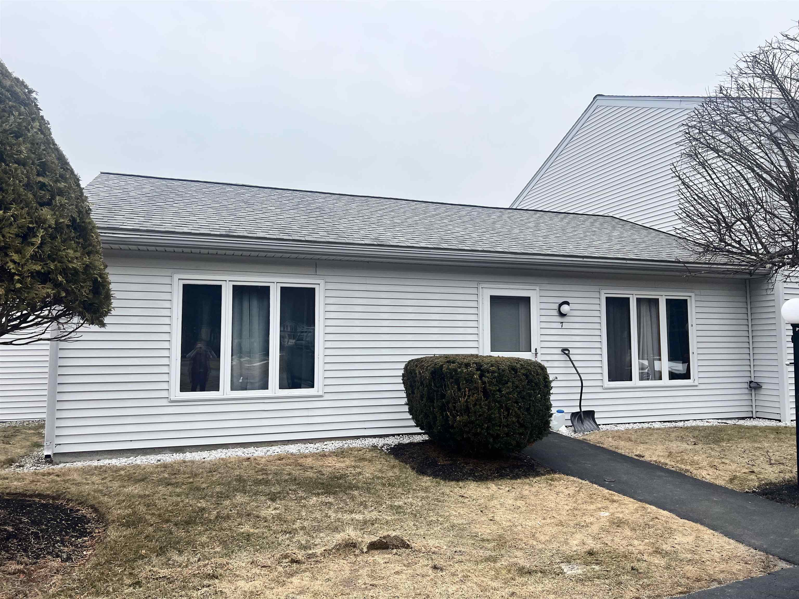 7 Kyle Dr, Newport, NH 03773