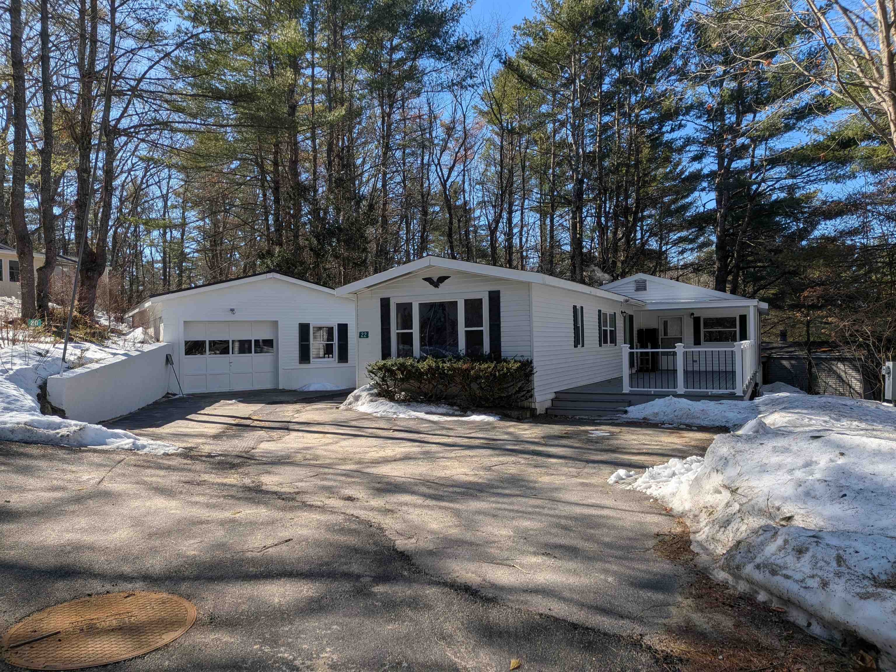 22 Fir Tree Ln, Tuftonboro, NH 03816