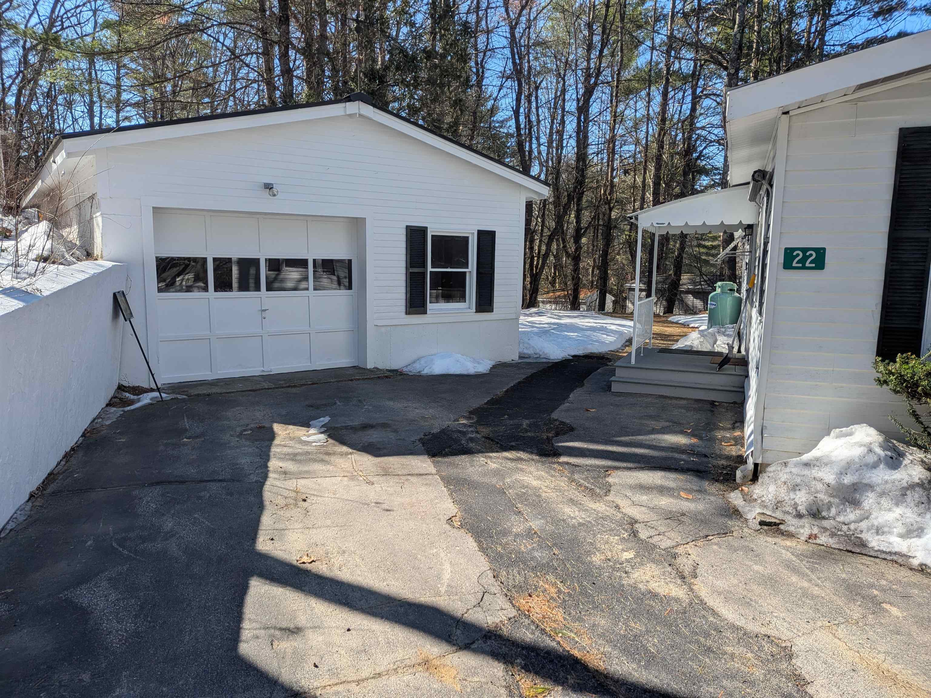22 Fir Tree Ln, Tuftonboro, NH 03816