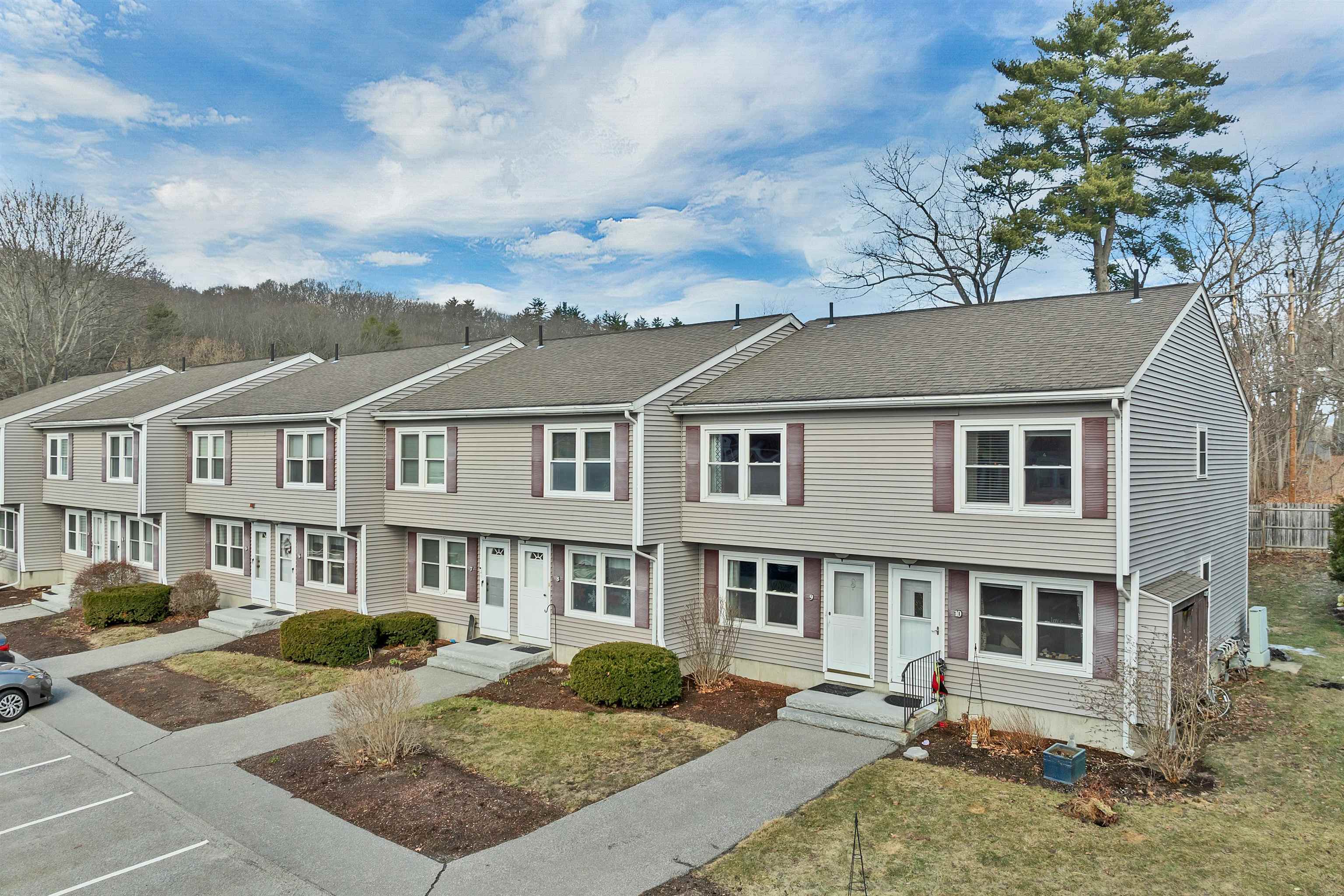 15 Wyman St, Concord, NH 03301