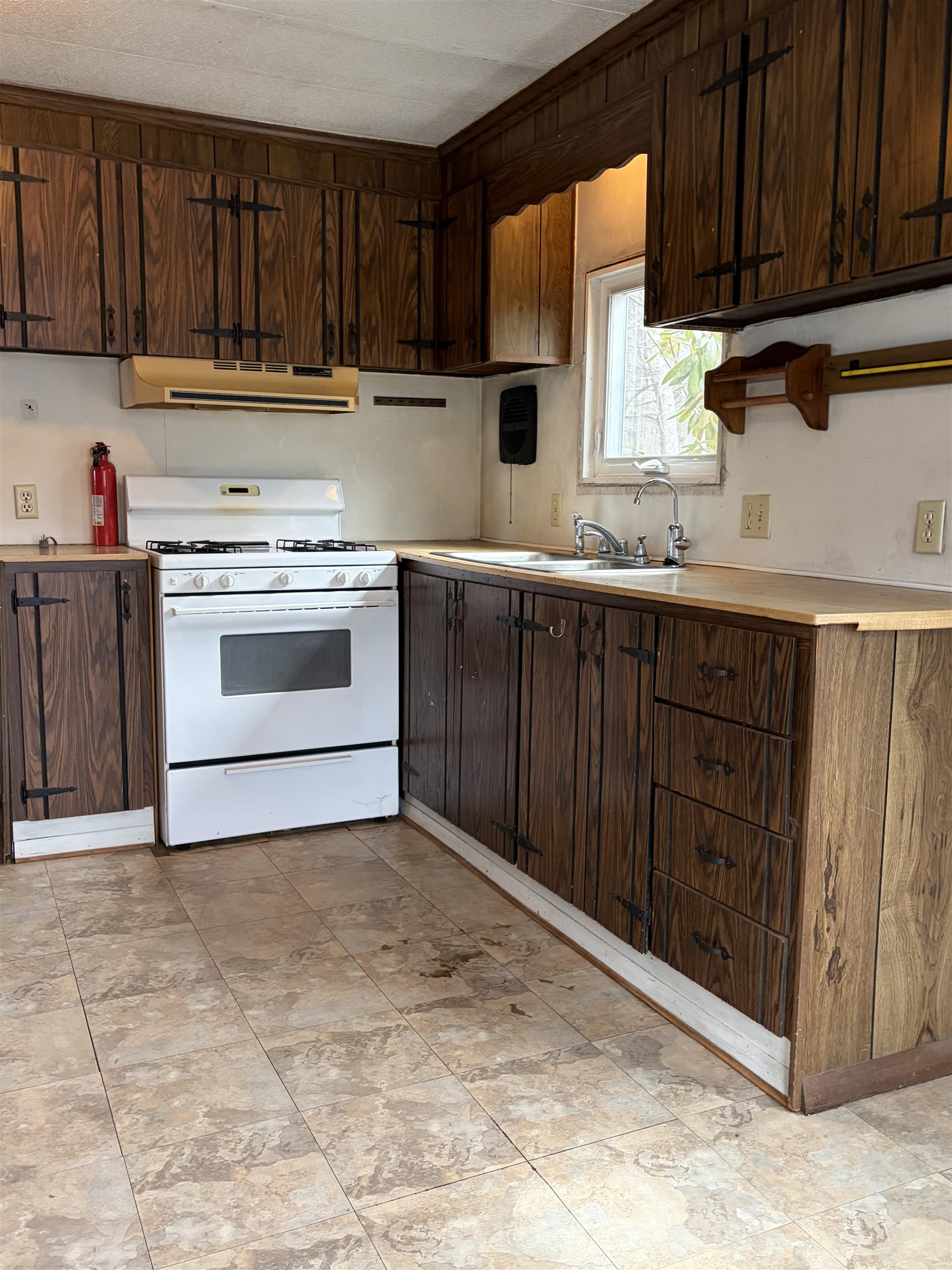 20 Jaffrey Rd, Fitzwilliam, NH 03447