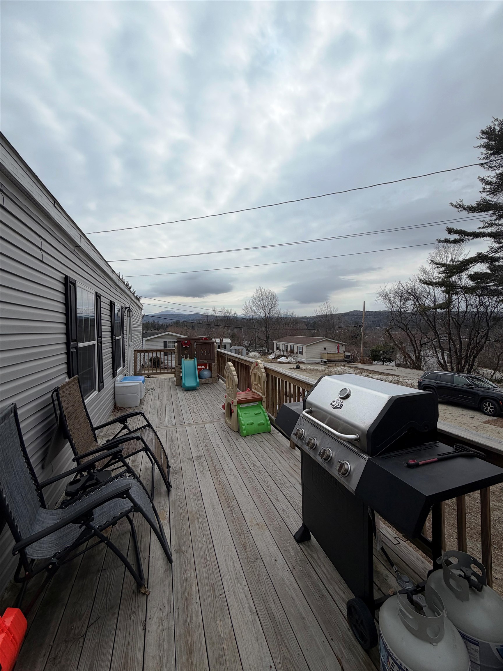 14 Hilltop Manor Mobile Home Pk, Littleton, NH 03561