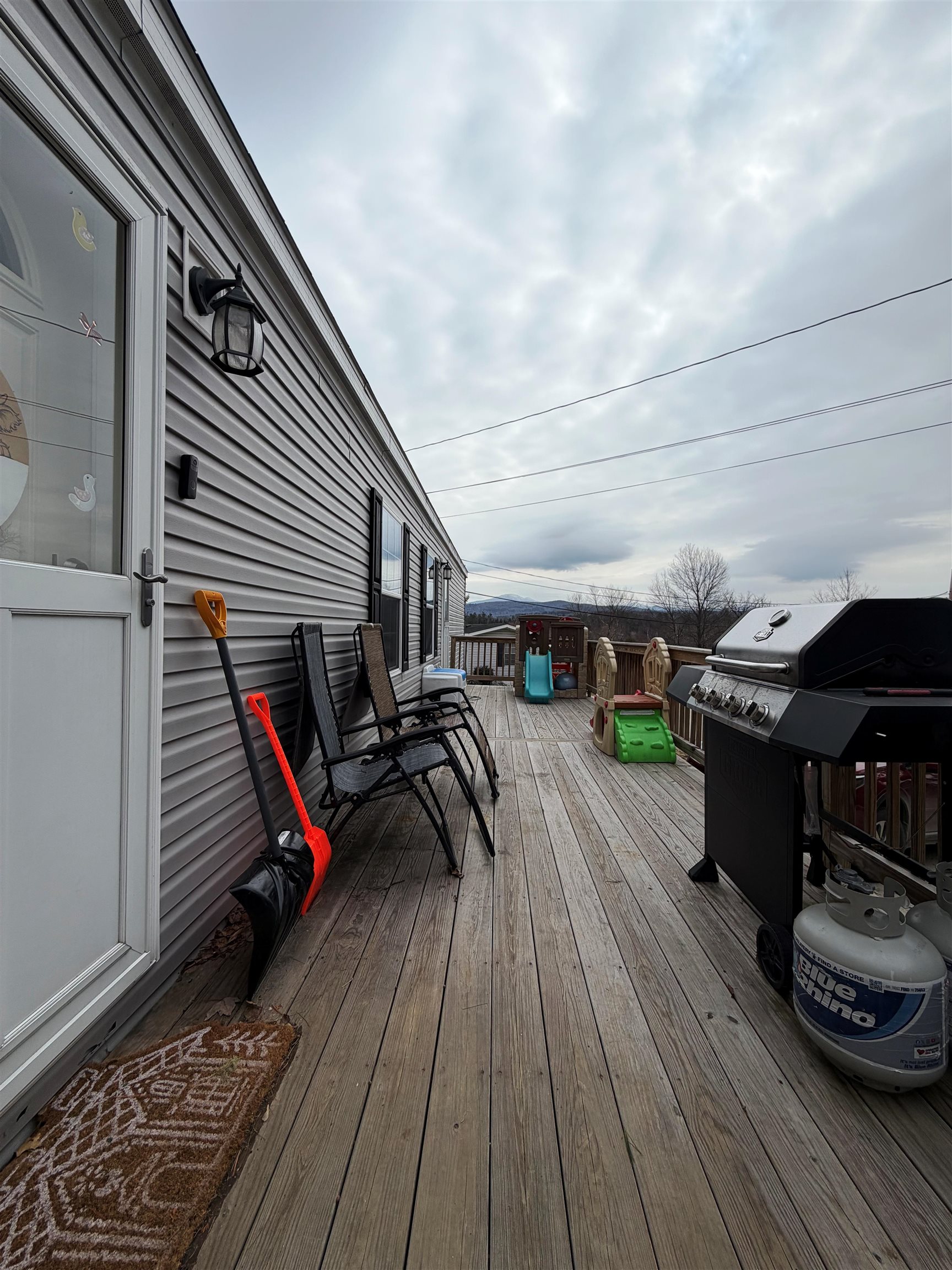 14 Hilltop Manor Mobile Home Pk, Littleton, NH 03561