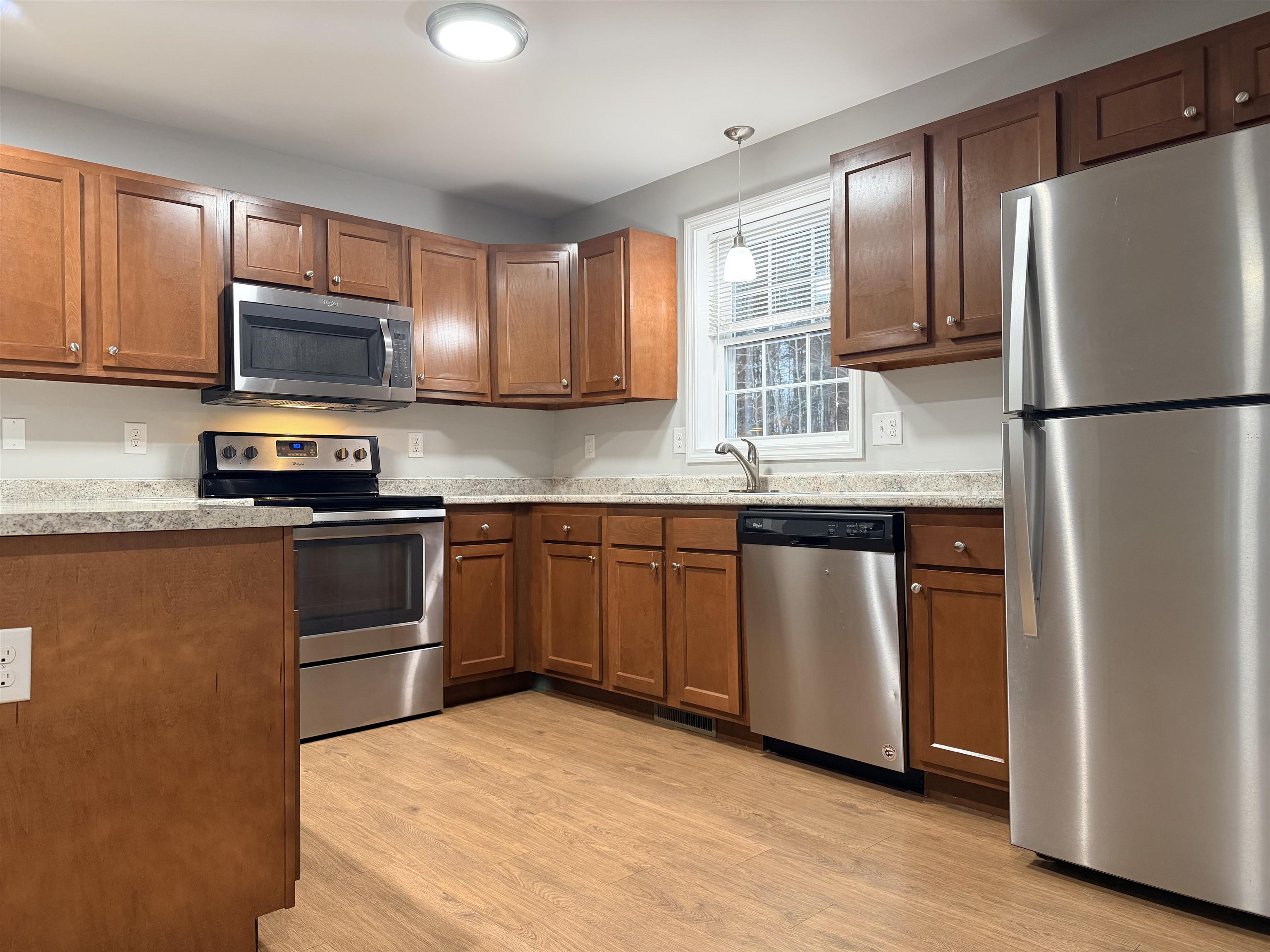 8B Red Oak Way, Boscawen, NH 03303