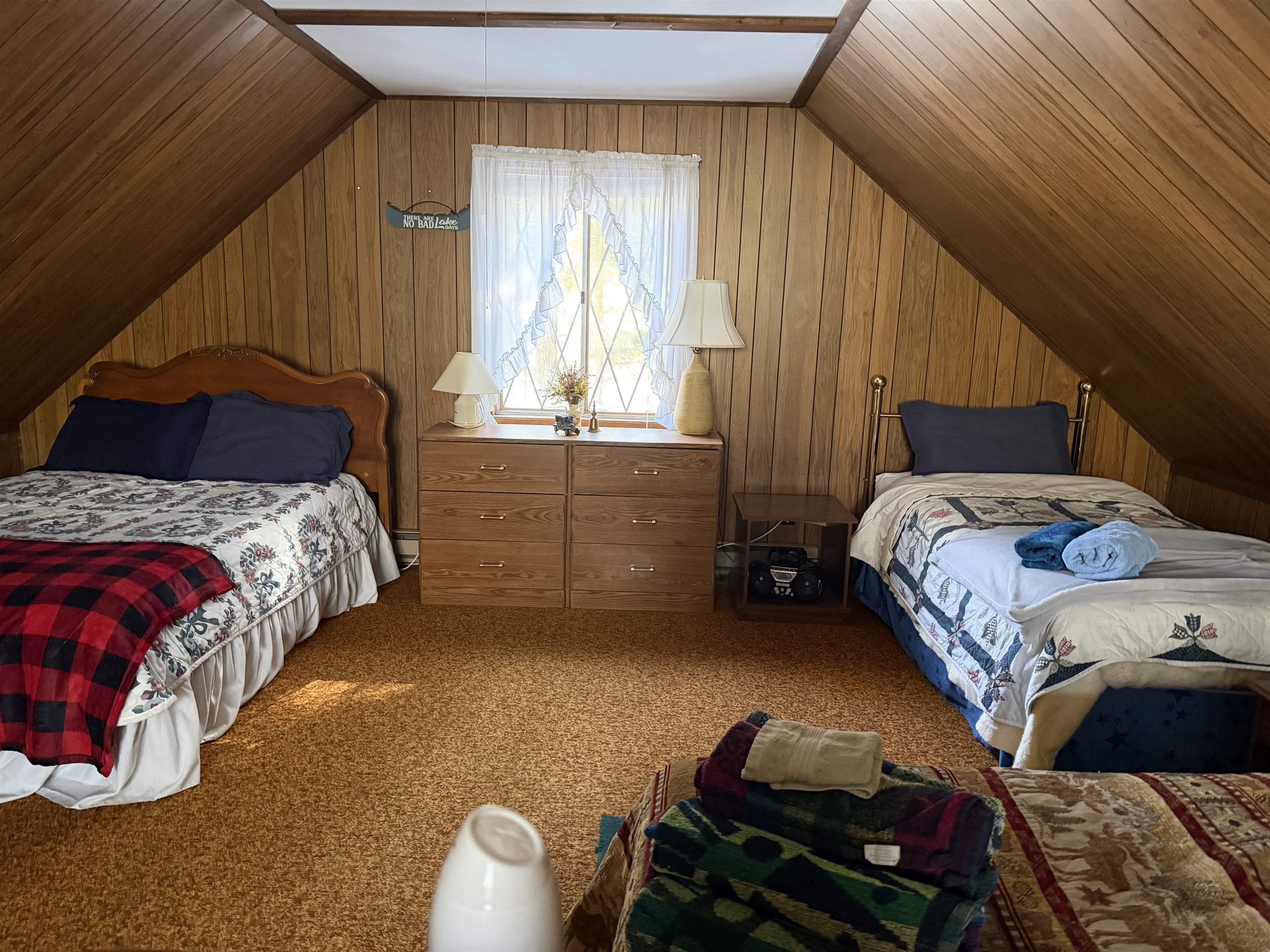 26 Lilac Ln, Moultonborough, NH 03254