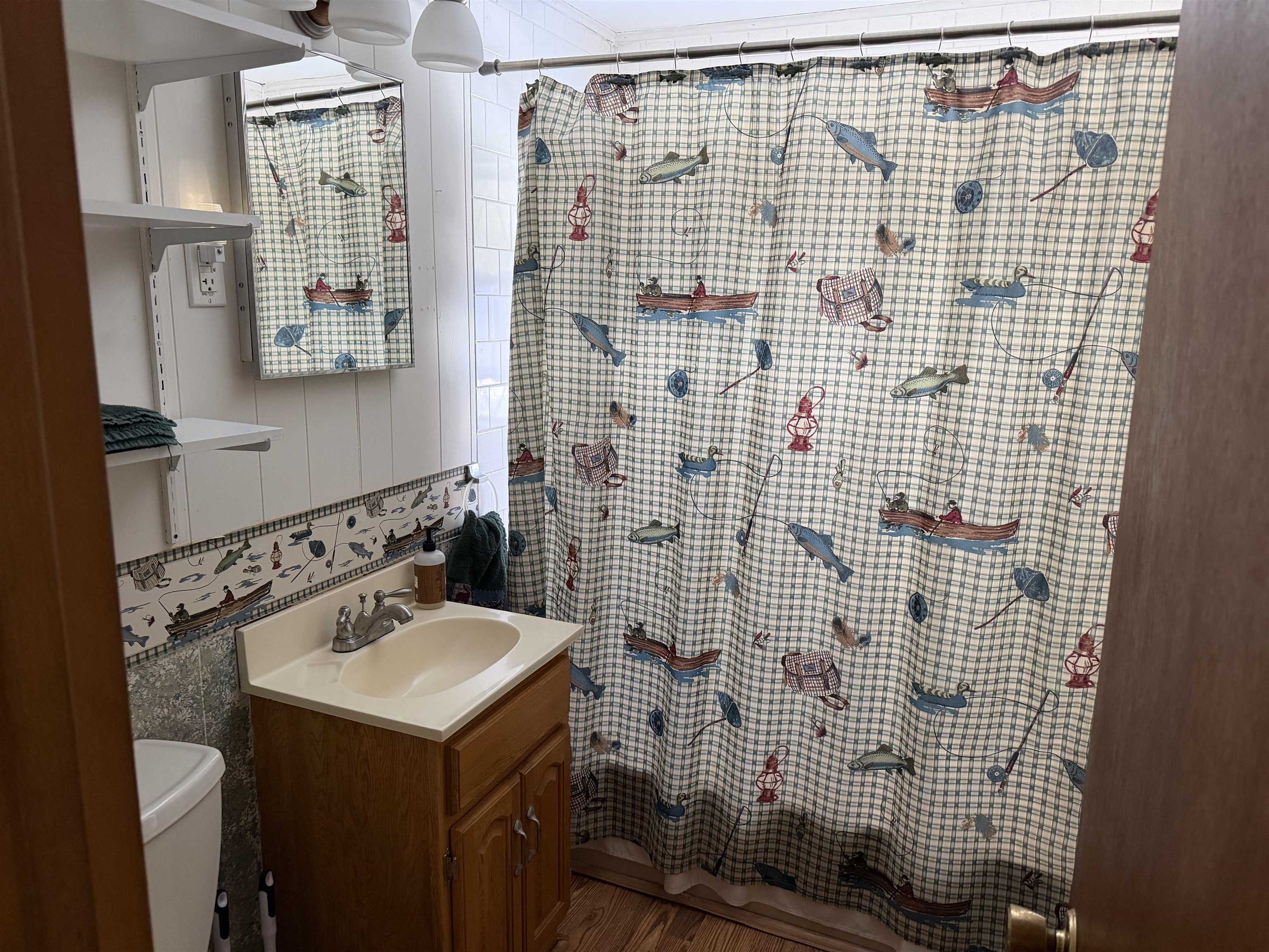 26 Lilac Ln, Moultonborough, NH 03254