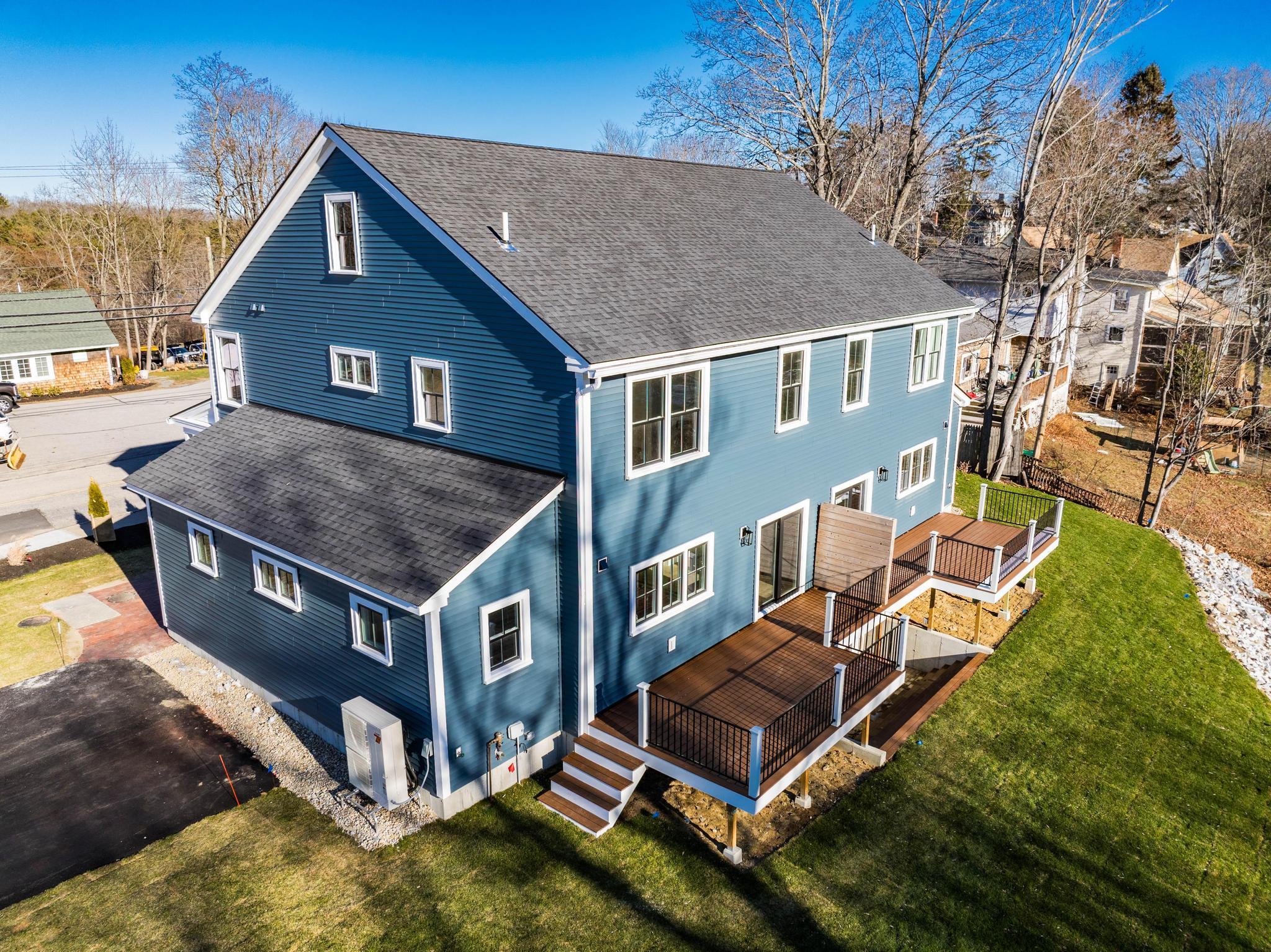 3 Cemetery Rd, Greenland, NH 03840