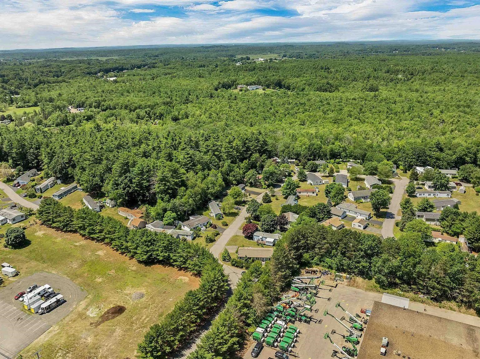 1 Granite Dr, North Hampton, NH 03862