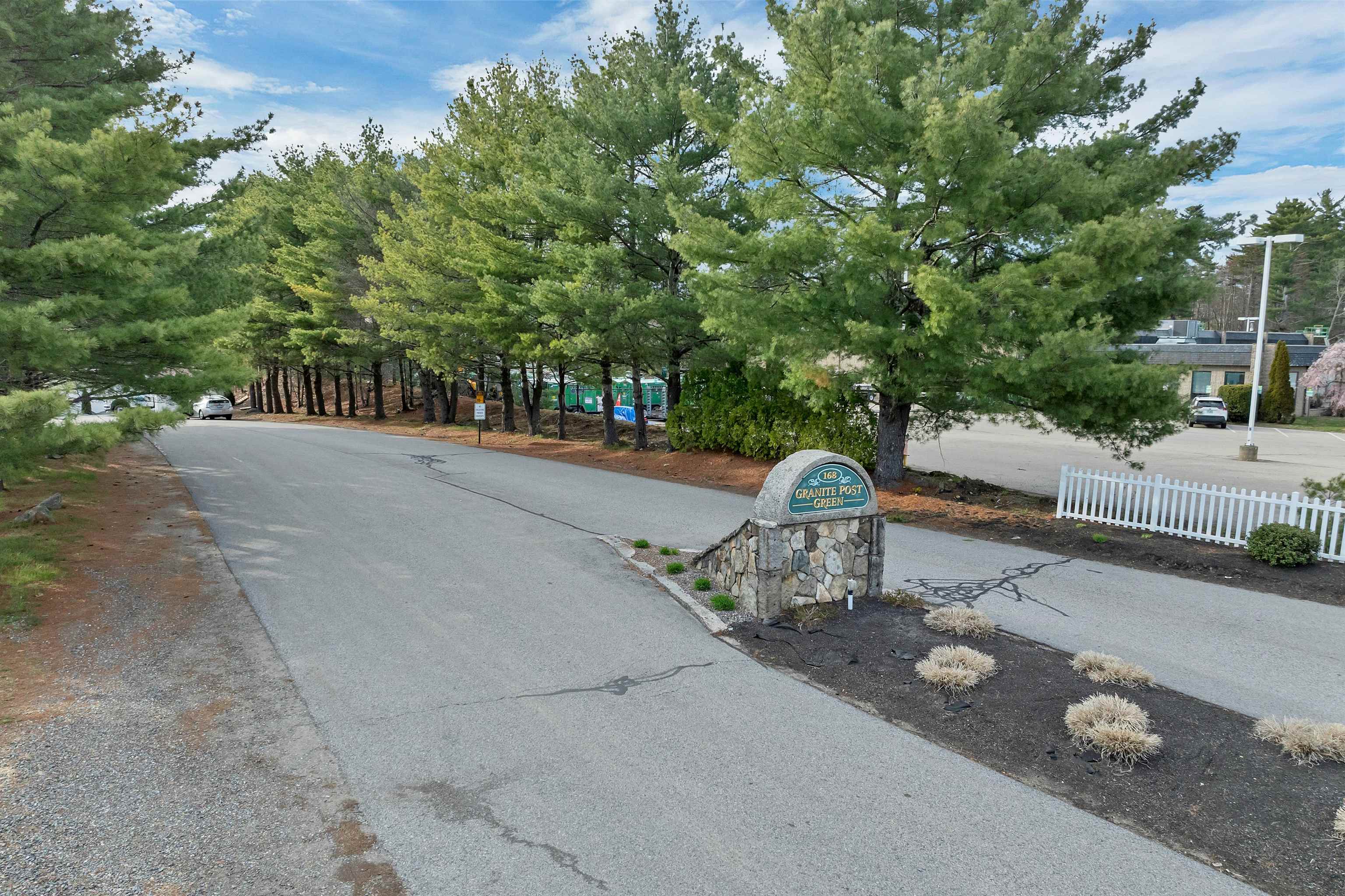 1 Granite Dr, North Hampton, NH 03862