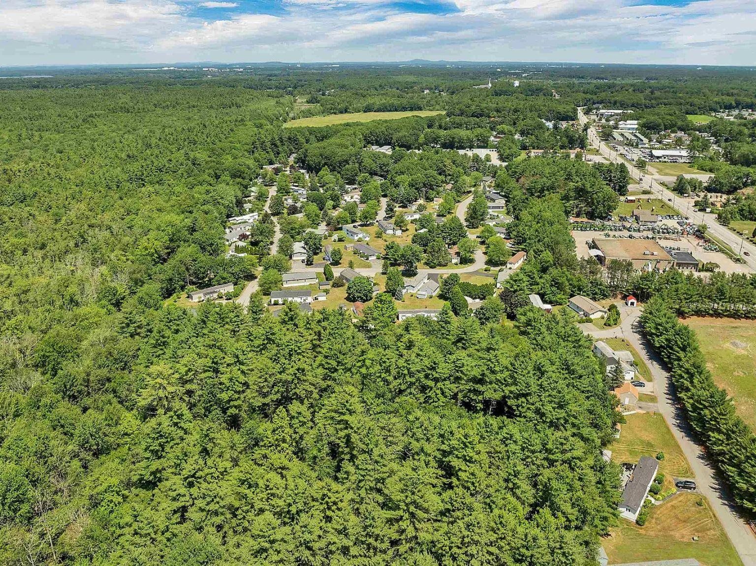 1 Granite Dr, North Hampton, NH 03862