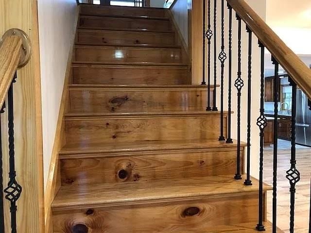 20 Academy Ave, Atkinson, NH 03811