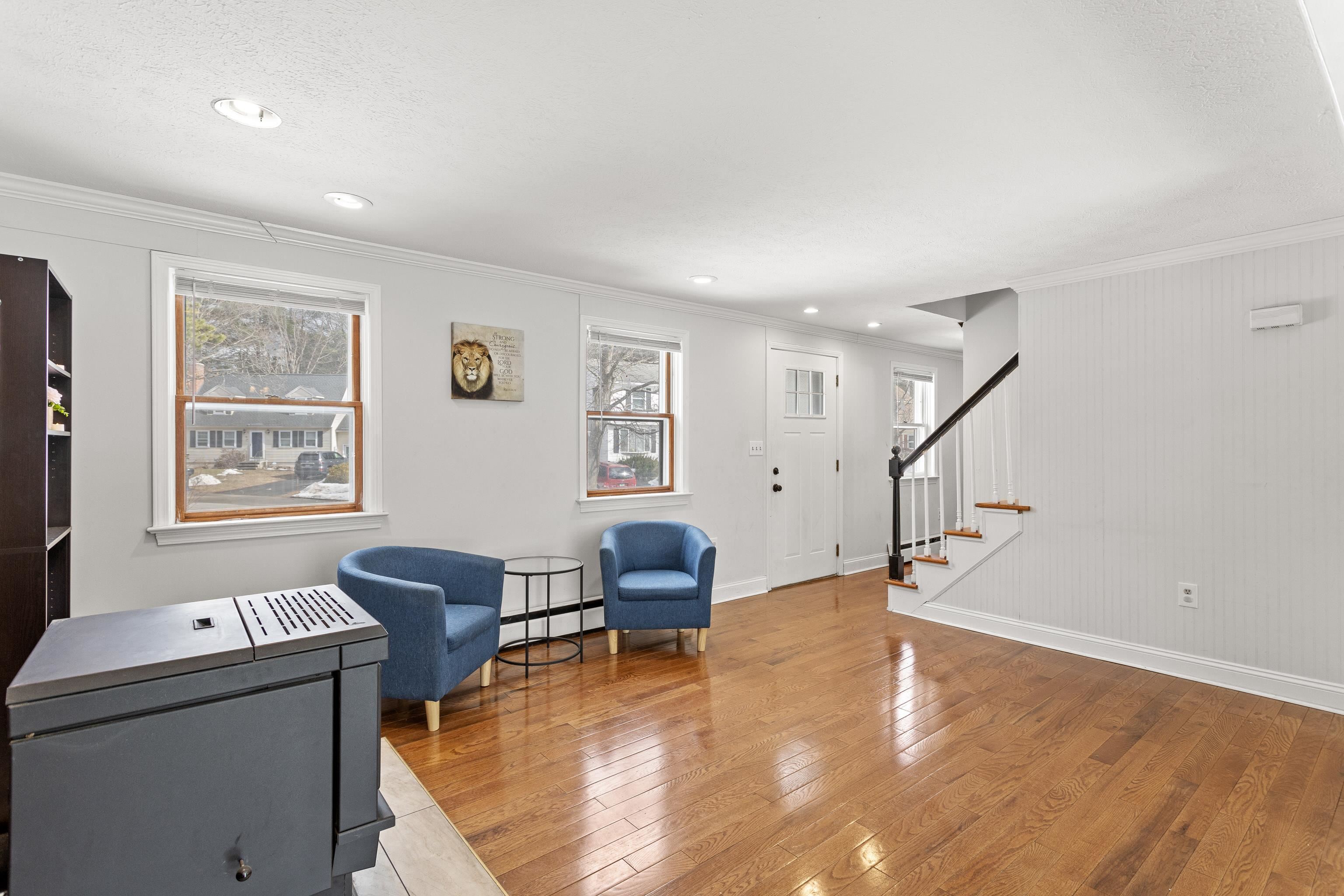 83 Ne Village Rd, Concord, NH 03301