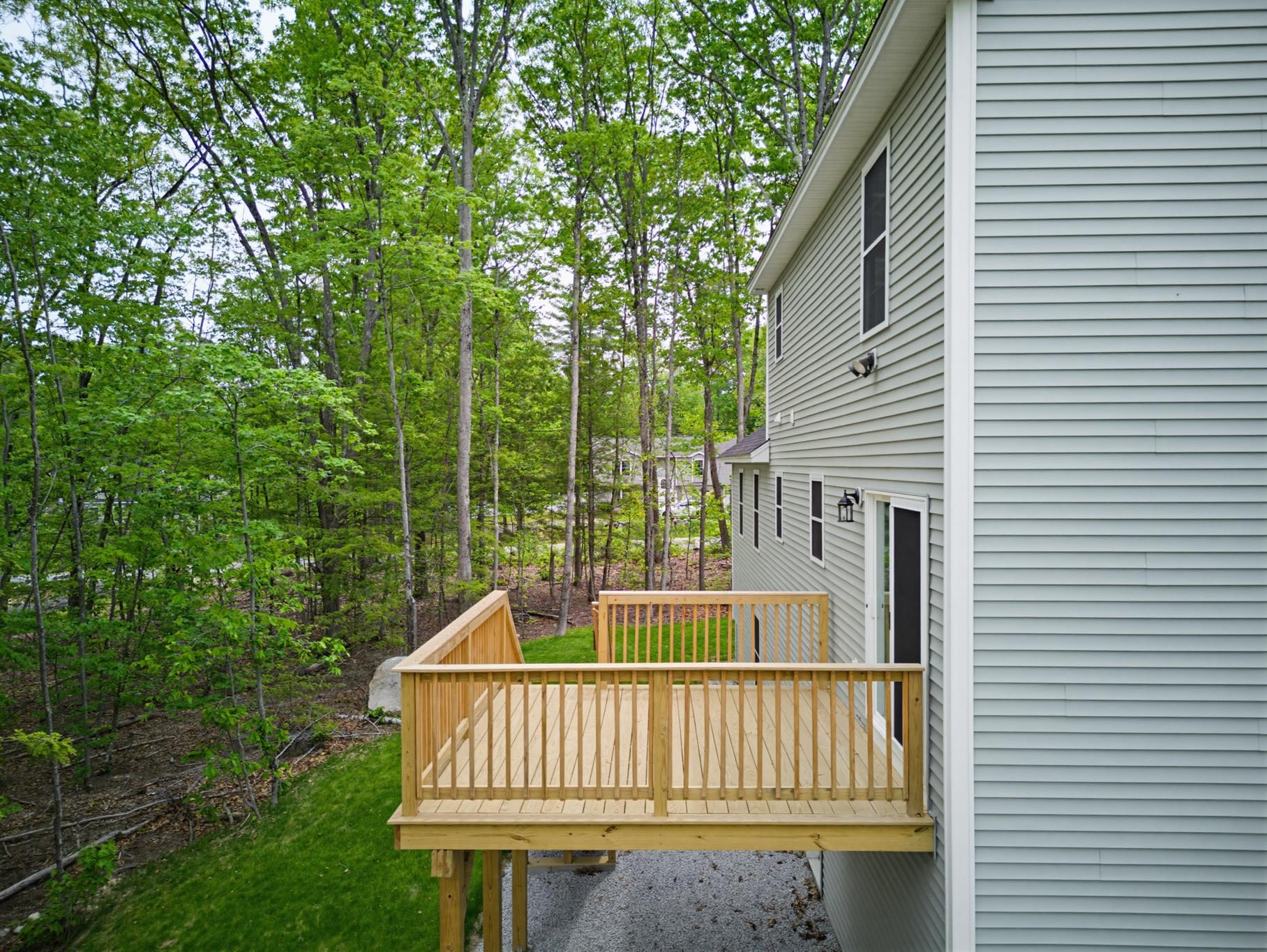 1 Blaisdell Ct, Raymond, NH 03077