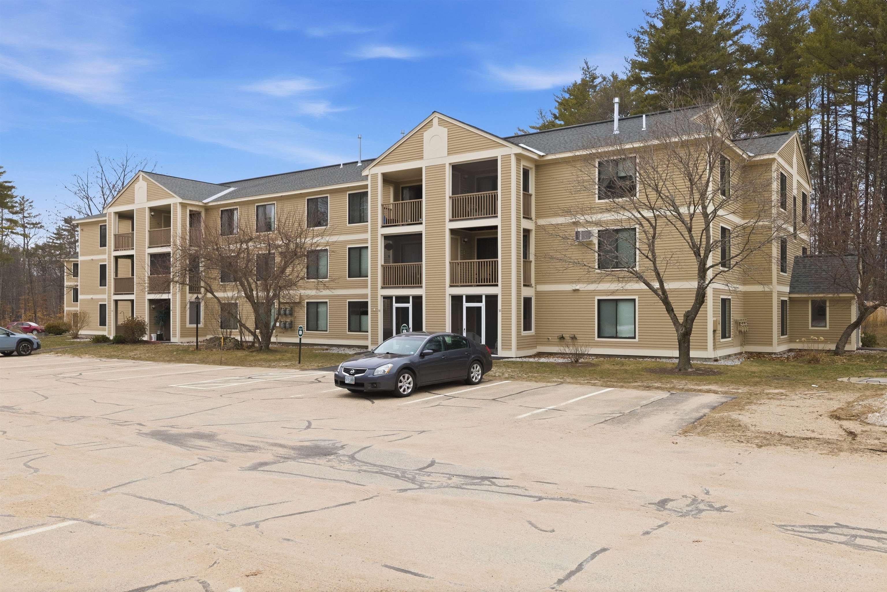 19 Saco St, Conway, NH 03813