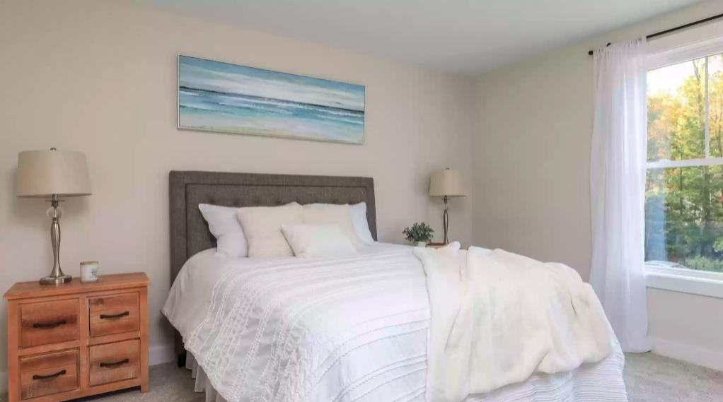 34 Ponemah Hill Rd, Milford, NH 03055