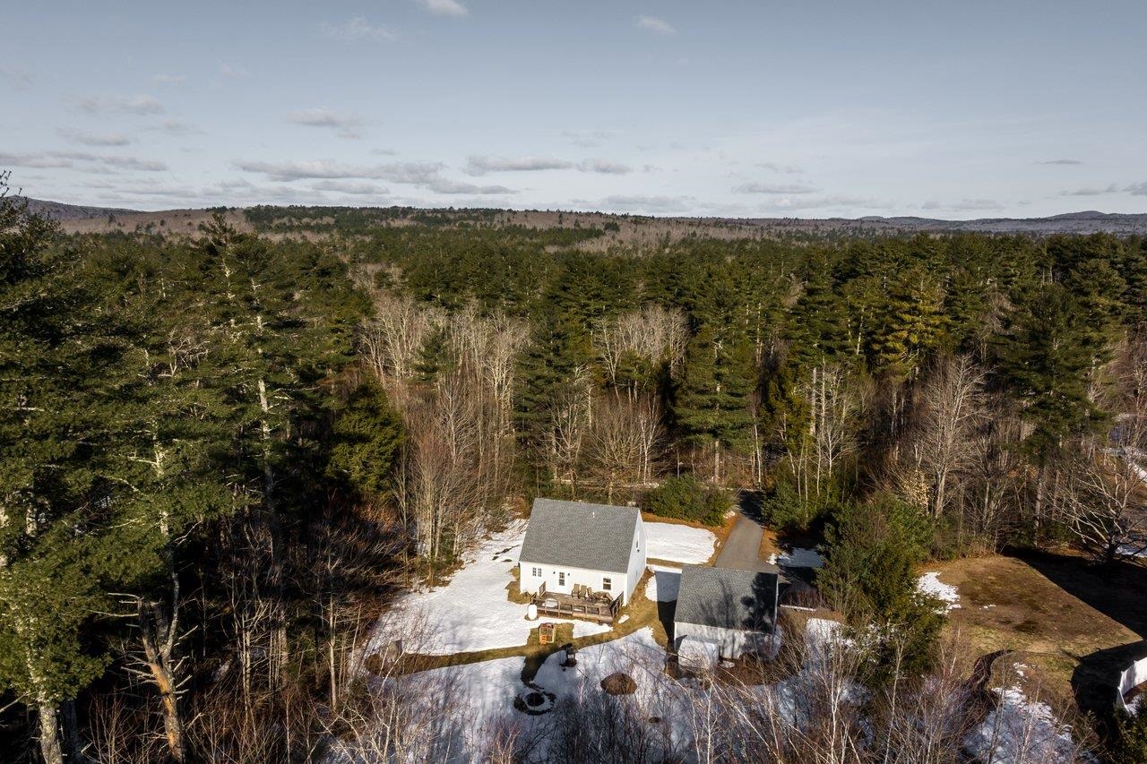 21 Holly Ln, Farmington, NH 03835