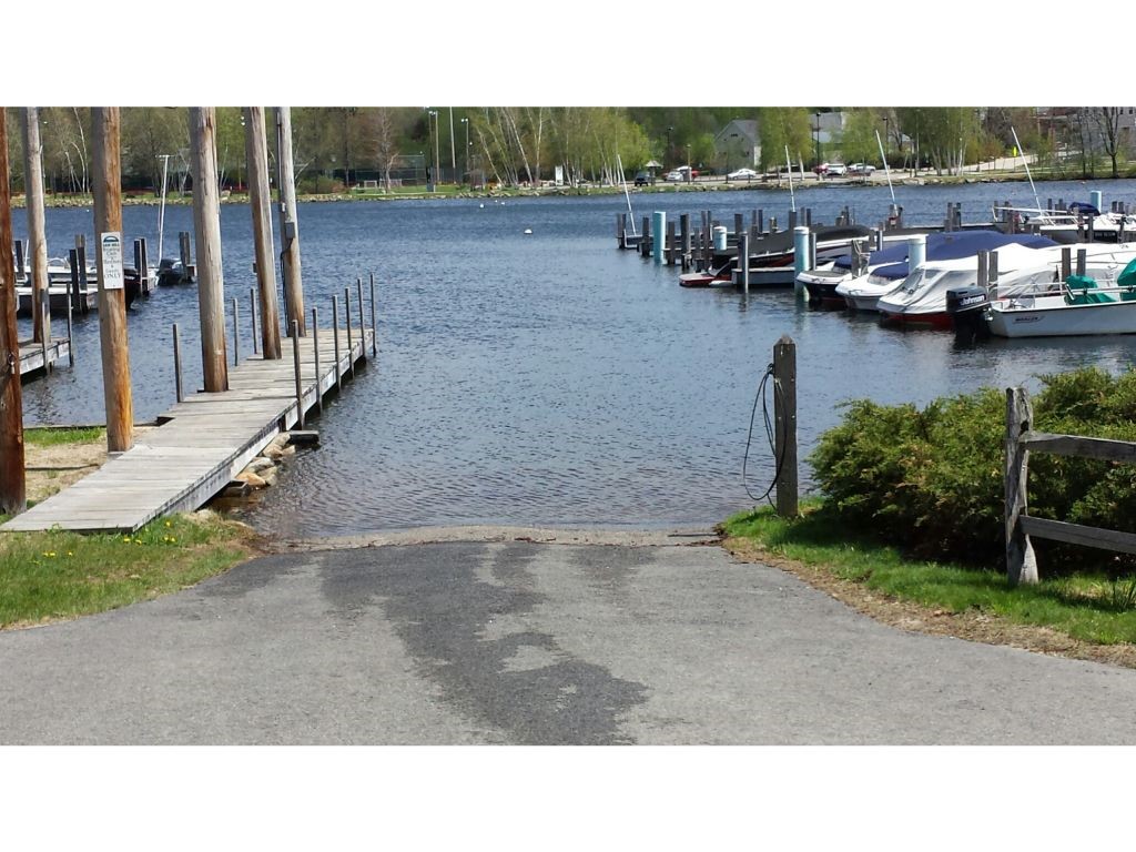 35 Bay - Slip #46 Street — photo 3