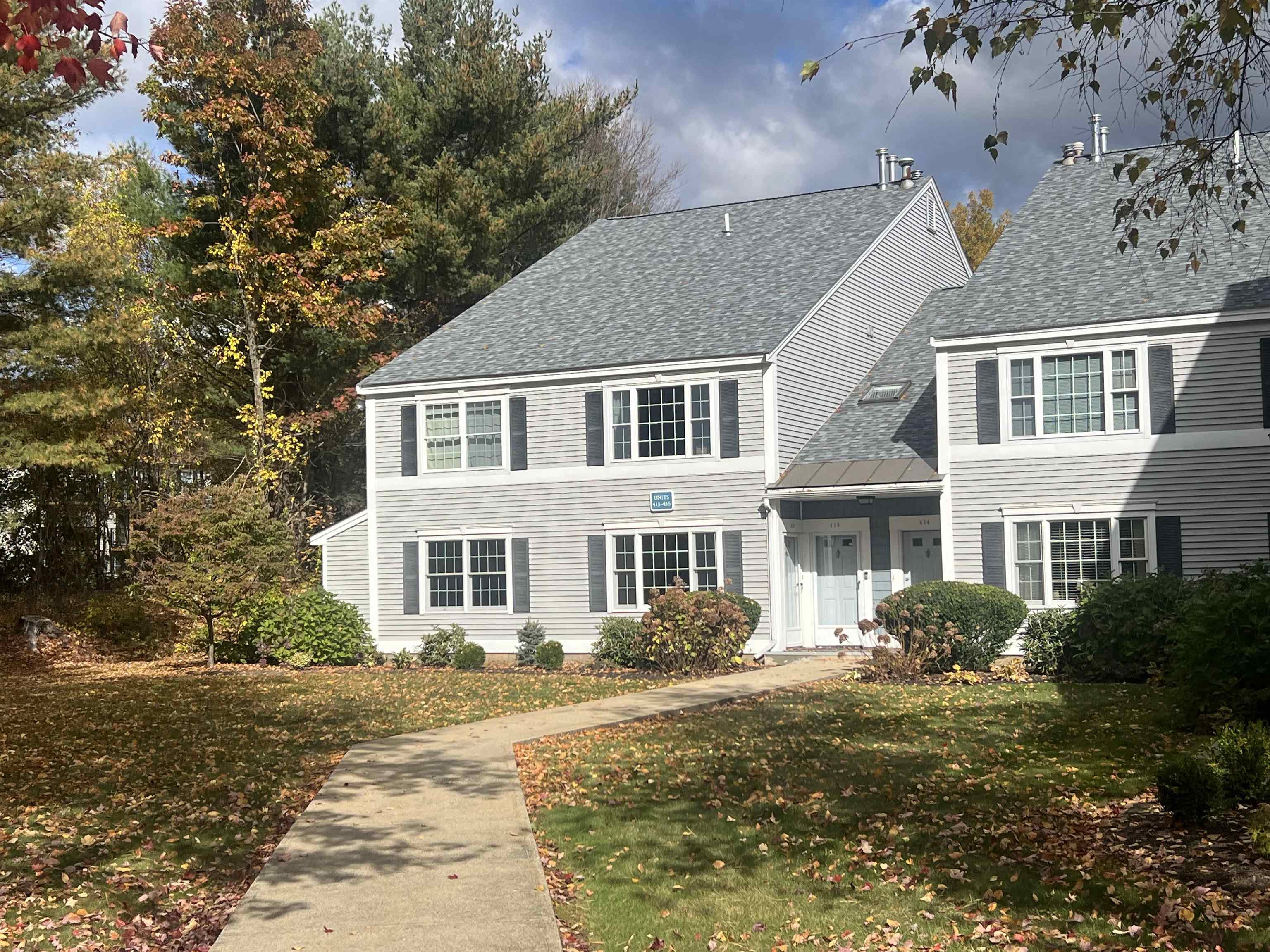 416 Springbrook Cir, Portsmouth, NH 03801