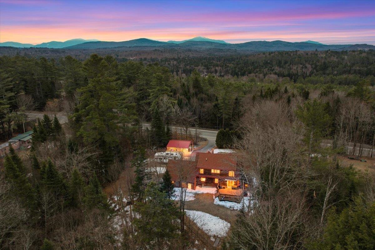 99 Whitefield Rd, Bethlehem, NH 03574