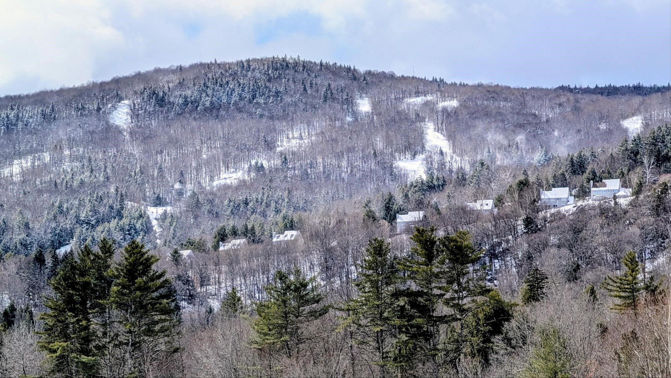 55 Tenney Mountain Rd #5, Plymouth, NH 03264