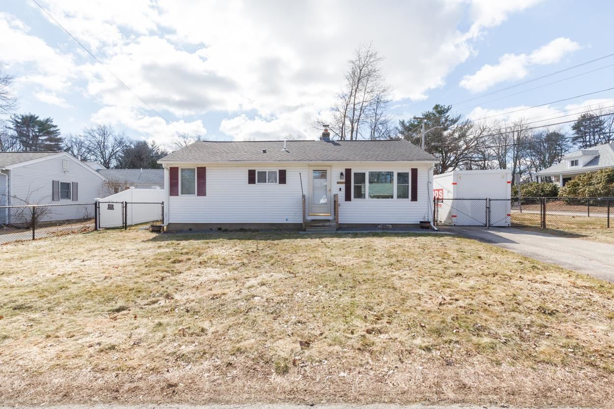 2 Muse Ter, Salem, NH 03079