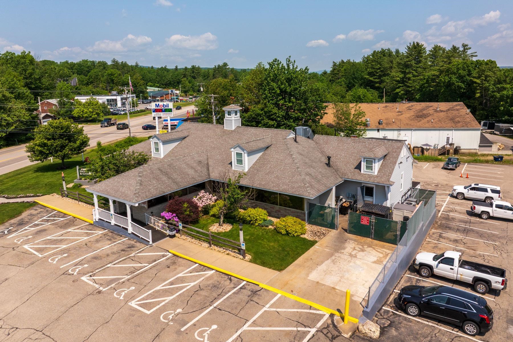 11 Farmington Rd, Rochester, NH 03867