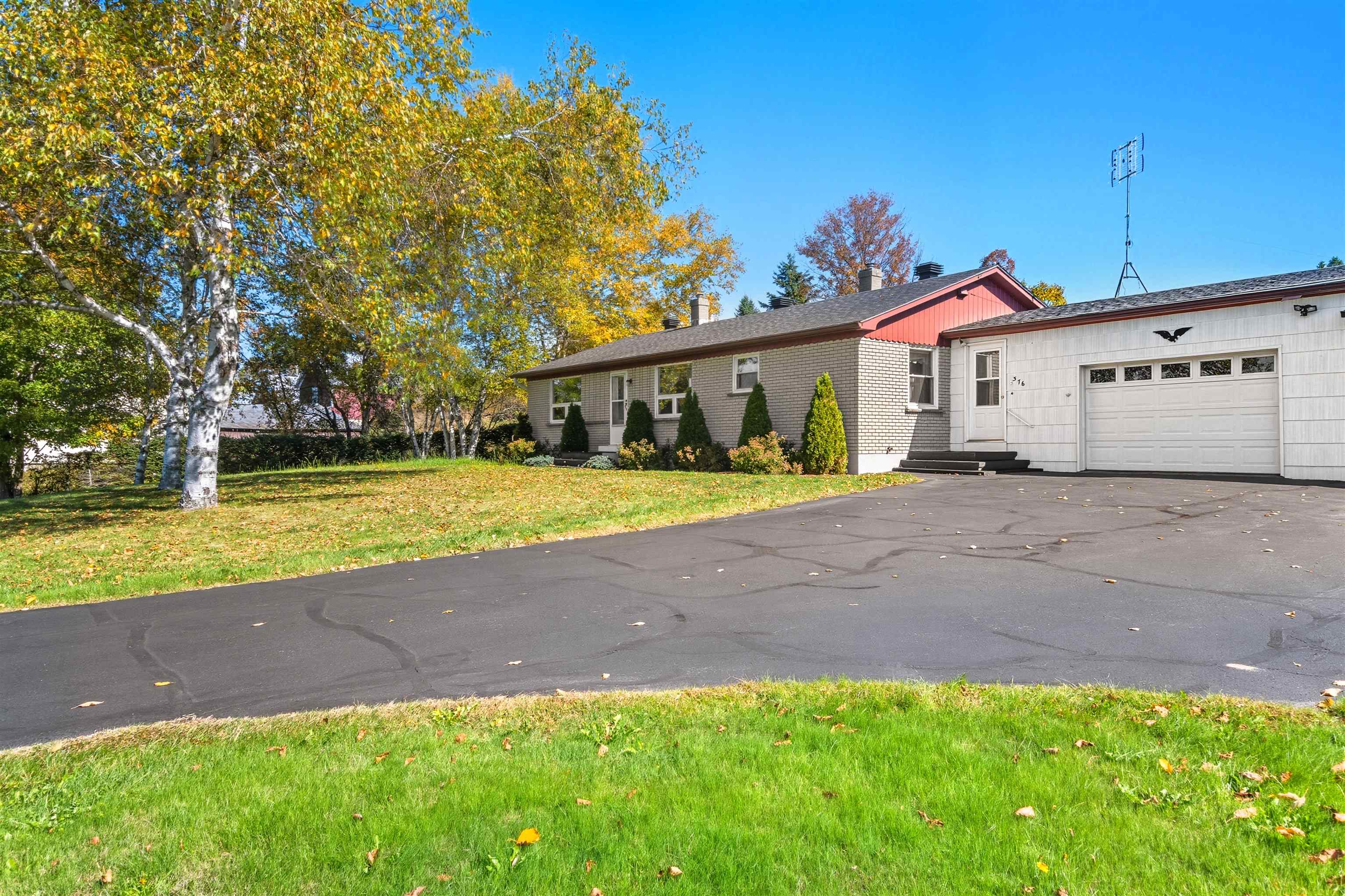 376 Us Route 3, Stewartstown, NH 03576