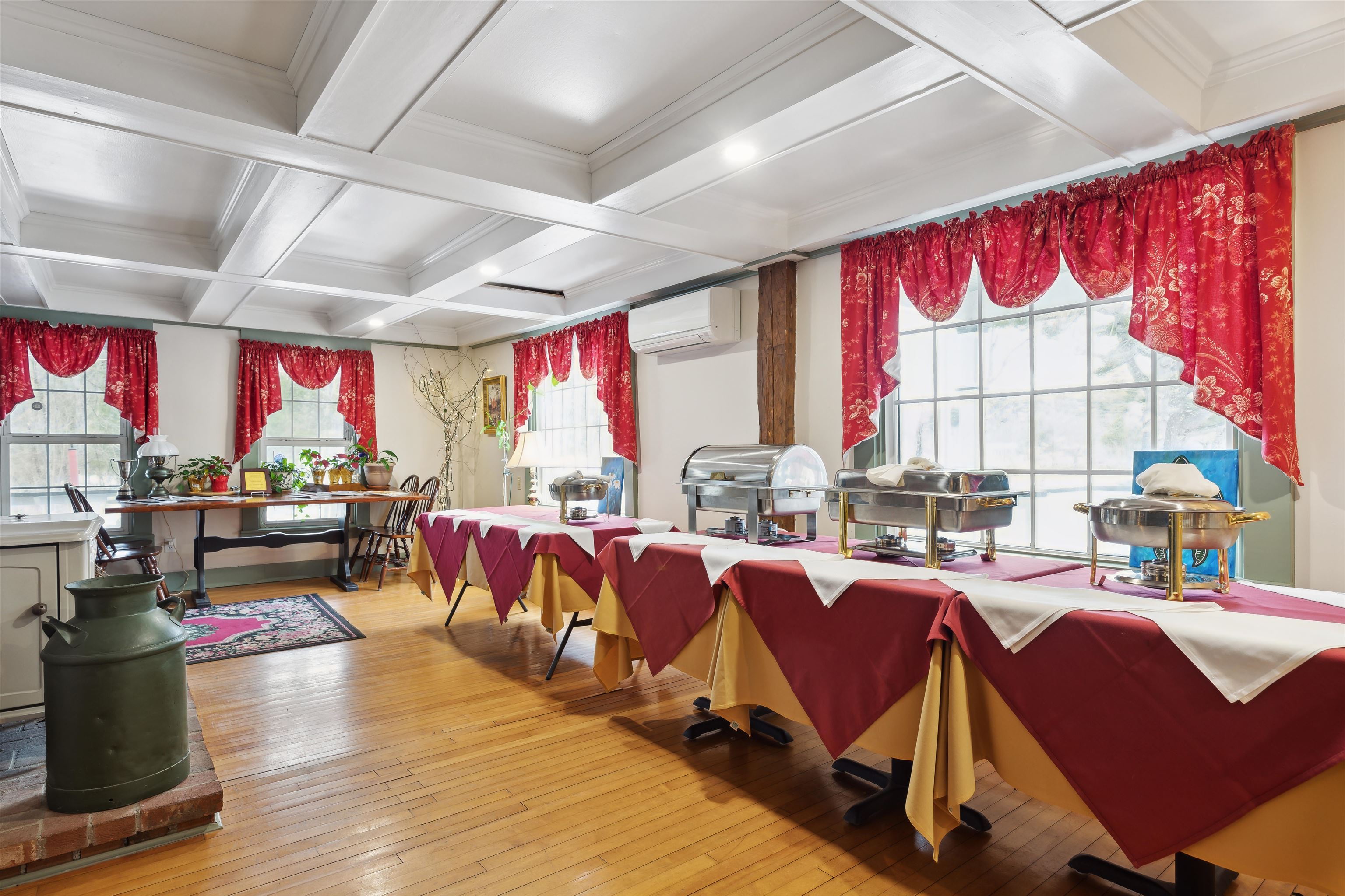 67 Pleasant View Rd, Bradford, NH 03221