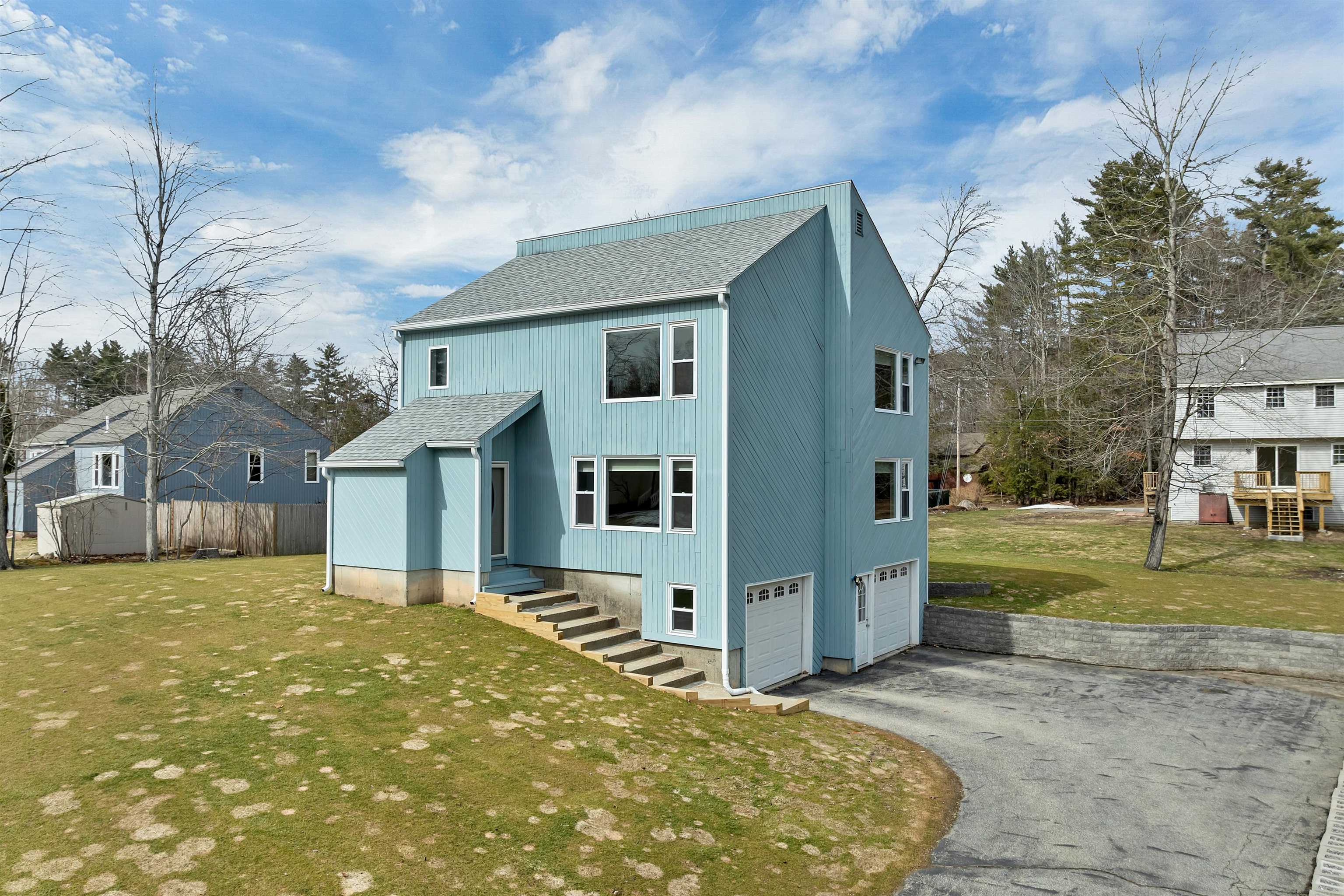 8 Fern Ct, Milford, NH 03055