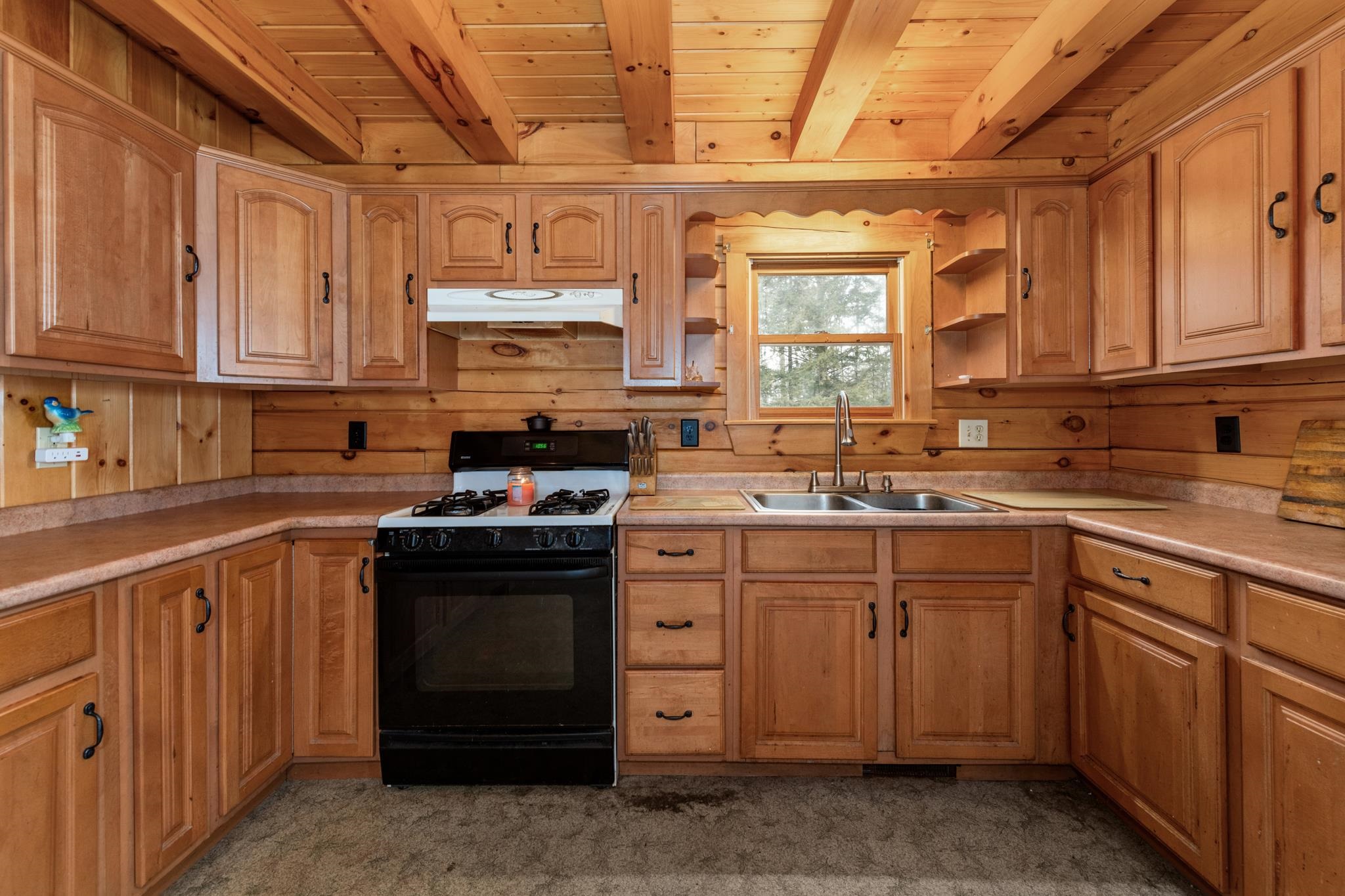 47 Auguste Rd, Wentworth, NH 03282